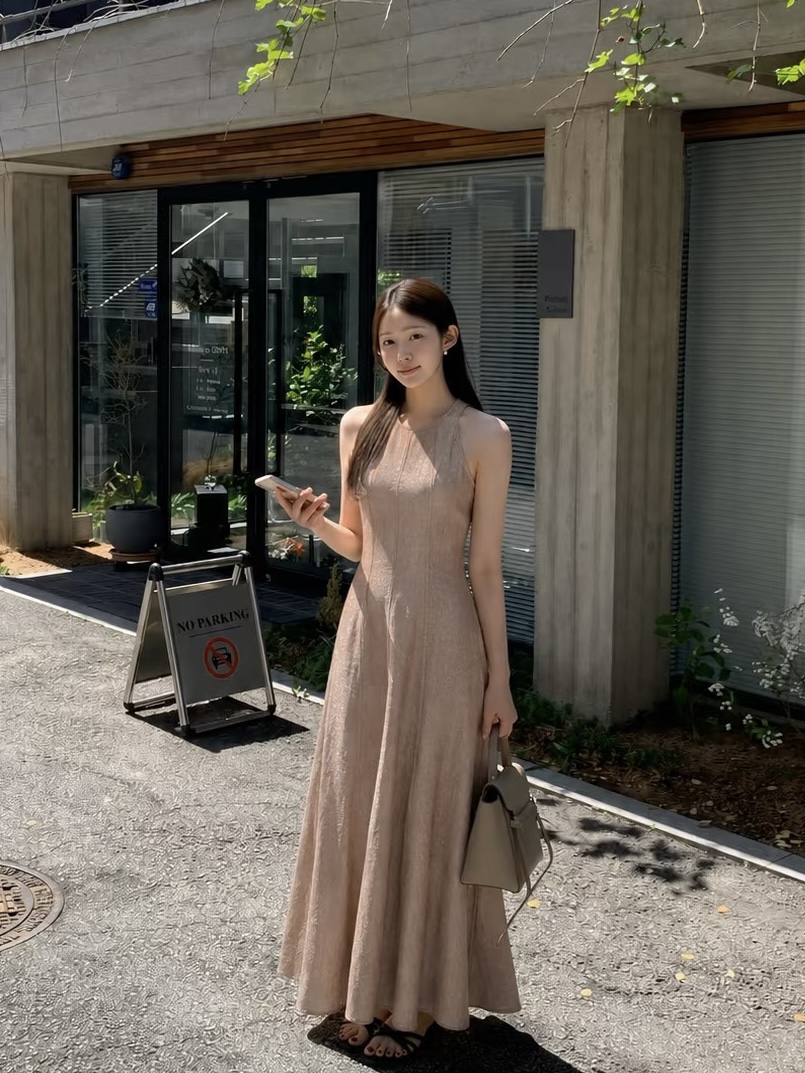 NO:883406,No. G260645. Recommended by Brunel*o Cucinel*i. New BC Jiaxin. Simple and elegant three-dimensional cutting and splicing. Large skirt, waisted and slim, sleeveless vest dress with belt!  (M size bust 90, skirt length 125), women's clothing, brunello cucinelli, chanel, skirts,19860909号G260645 跑量推荐Brunel*o Cucinel*i新BC家新 简约气质立体裁剪拼接大裙摆收腰显瘦长无袖背心连衣裙配腰带！（M码胸围90,裙长125）,女装,brunello cucinelli,chanel,skirts,,Women's clothing