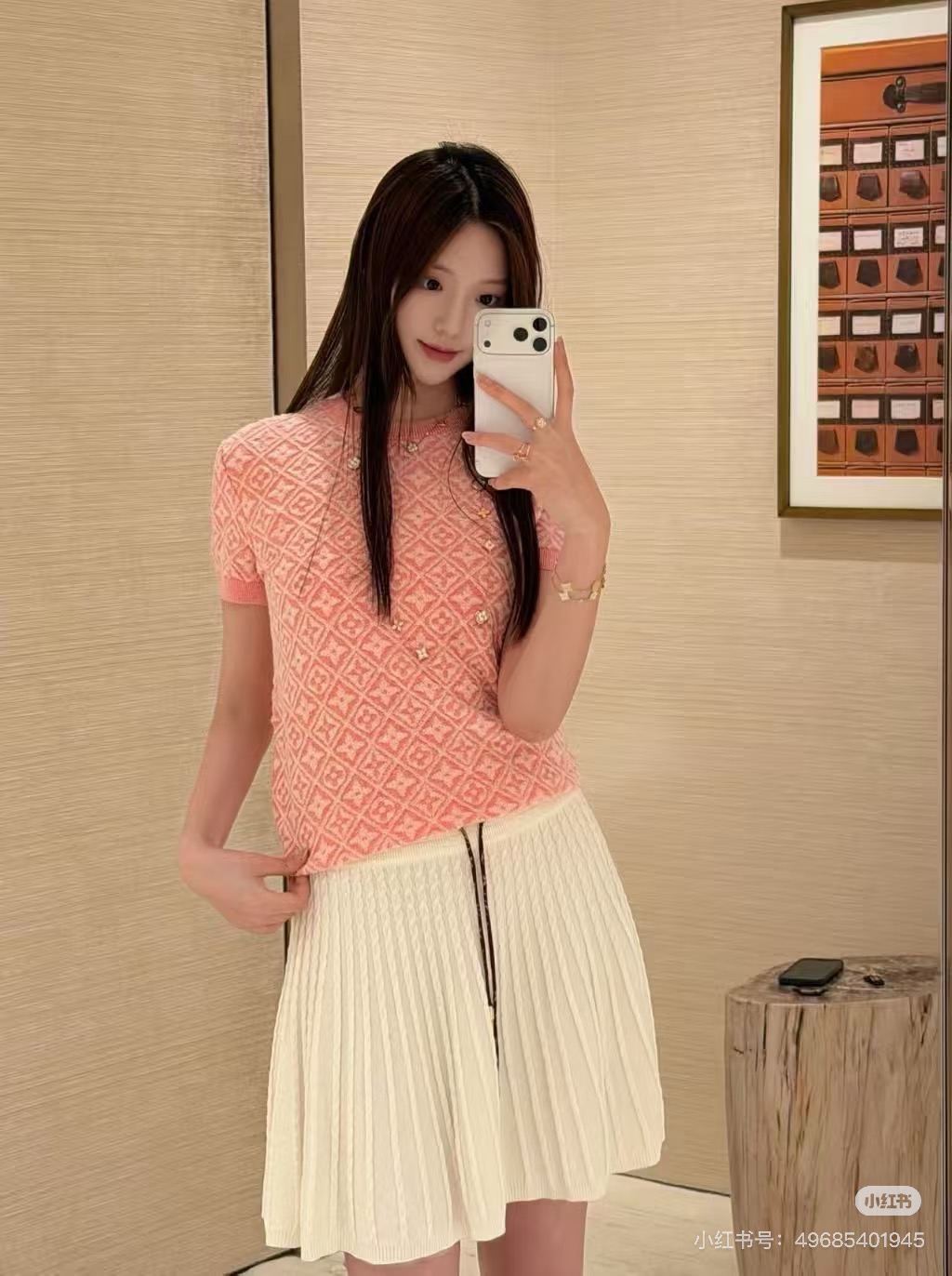 NO:883464,Style number G26061173 LOUIS*LV’s new high-end customized wool yarn three-dimensional logo terry velvet fabric temperament and fashionable two-piece suit!  Versatile and stylish ribbed round neck short-sleeved sweater top drawstring mid-high waist knitted shorts!  Pink, (M size bust 86, sleeve length 18, dress length 54; waist 64~78 stretch, hip 96, pants length 37) top, pants, Louis Vuitton-clothing, louis vuitton, louis vuitton, louis vuitton, louis vuitton, louis vuitton, shorts, T-shirt,19860909款号G26061173 LOUIS*驴家LV新款高端定制羊毛纱线立体logo毛巾绒面料气质时尚两件套装！百搭洋气螺纹边圆领短袖针织衫上衣抽绳中高腰针织小短裤！粉色,（M码胸围86,袖长18,衣长54；腰围64～78弹力,臀围96,裤长37）上衣、裤子,路易威登-服装,louis vuitton,louis vuitton,louis vuitton,louis vuitton,louis vuitton,shorts,T-shirt,,Women's clothing