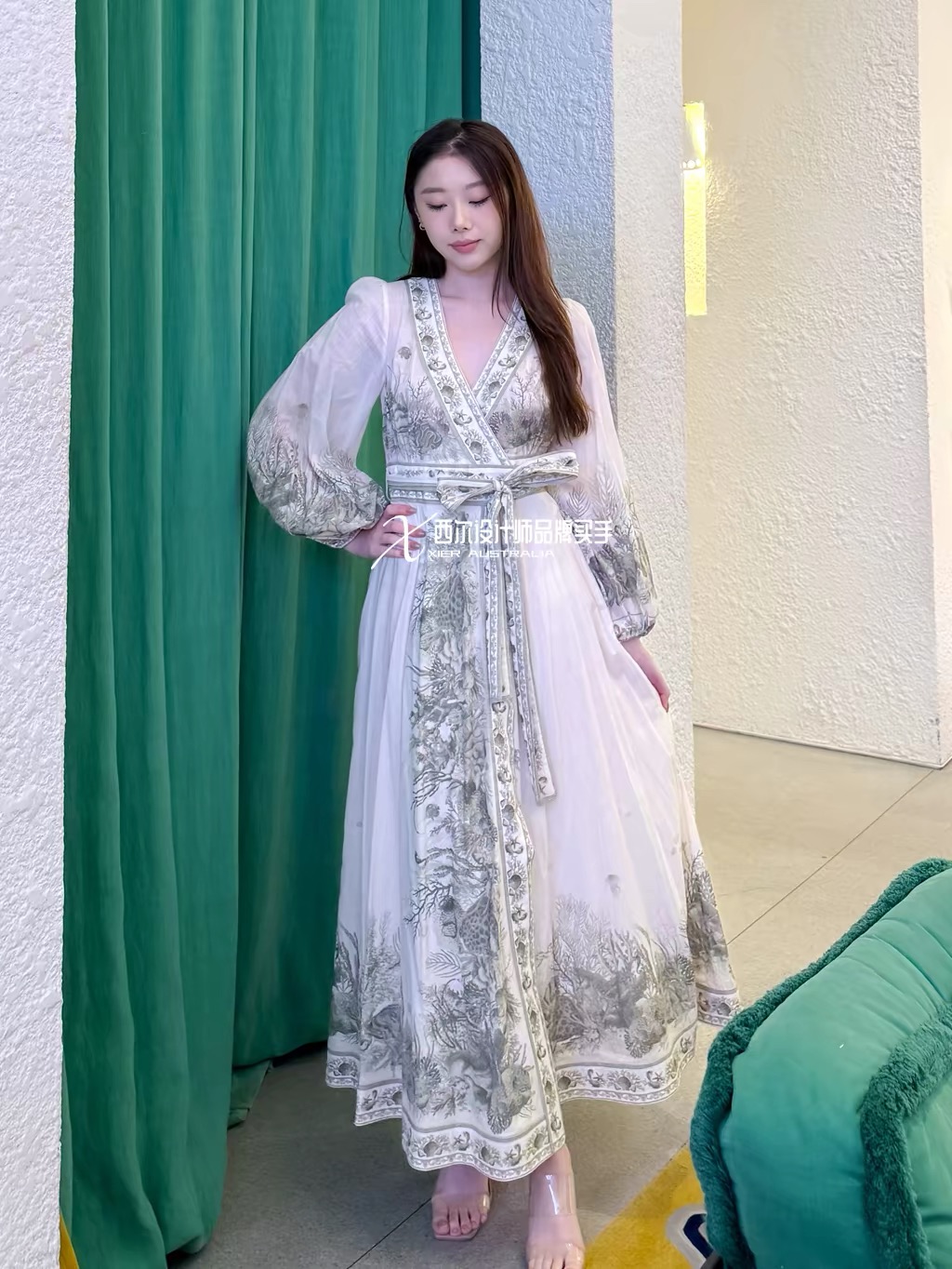 NO:883372,No. G260611132 ZIMMERMA*N ZIMMERMA*N Australian brand high-end customized cotton and linen blended fabrics, underwater world shell pattern printing, one-piece wrap strap design deep V-neck lantern long-sleeved bohemian resort style dress!  1.2.3.4/SMLXL (size 2 bust 82~90, waist 70, sleeve length 59, skirt length 123), Zimmerman-clothing, skirts,19860909号G260611132 ZIMMERMA*N兹默曼澳洲品牌高端定制棉麻混纺面料、海底世界贝壳图案印花、一片式裹身绑带设计深V领灯笼长袖波西米亚度假风连衣裙！1.2.3.4/SMLXL（2码胸围82~90,腰围70,袖长59,裙长123）,兹默曼-服装,skirts,,Women's clothing