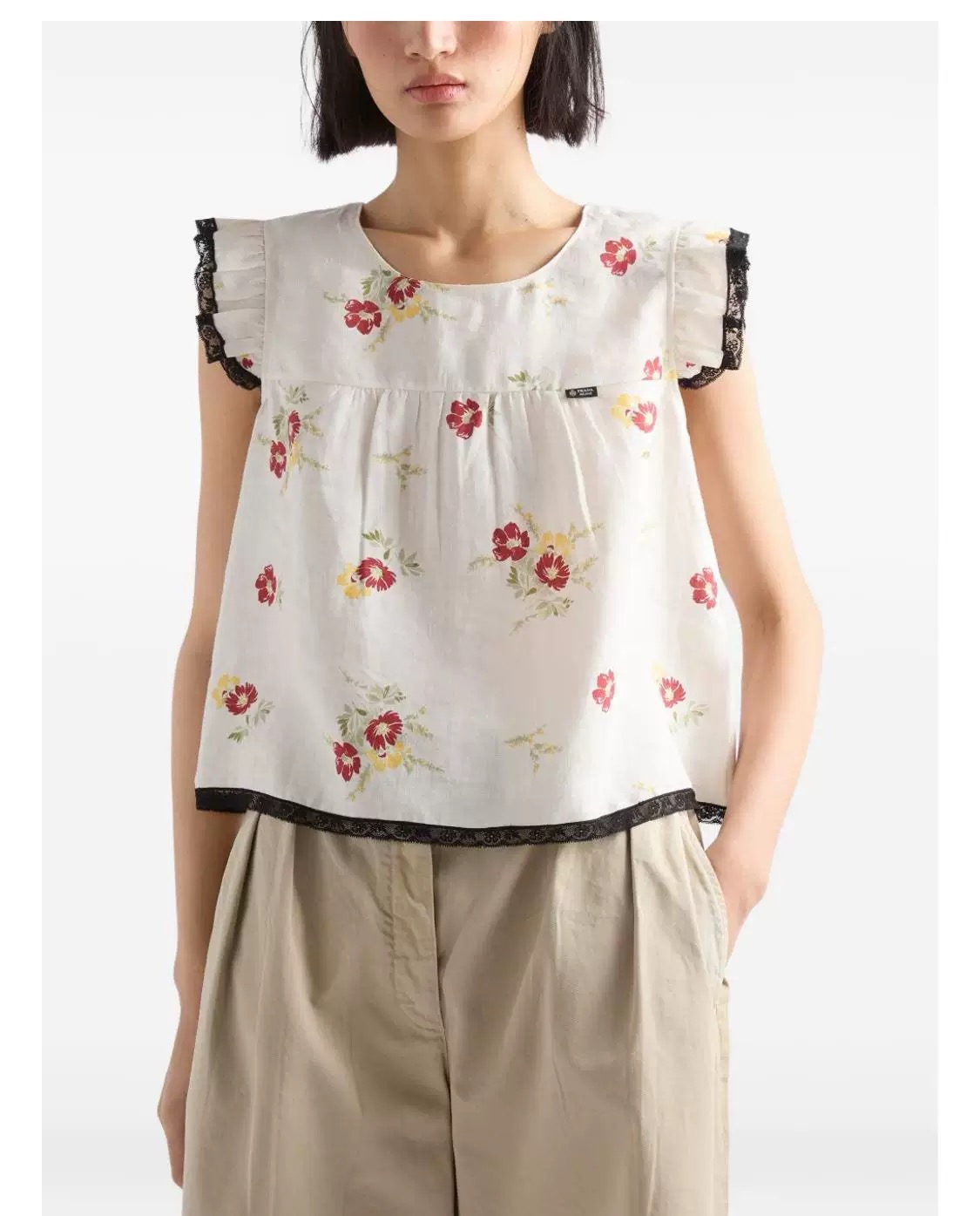 NO:883436,Style No. D26061243 PRAD*A new P family customized lace contrasting edge stitching small red flower print age-reducing temperament linen cotton two-piece suit!  Letter logo badge loose round neck flying sleeves top with elastic waist and wide hem mid-length skirt!  (M size shoulder width 36, bust 102, sleeve length 4 with lace, dress length 53 with lace; waist 66 to 92 elastic, skirt length 67 with lace) Tops, skirts, Chanel-clothing, chanel, prada, skirts,19860909款号D26061243 PRAD*A新款P家定制蕾丝撞色边拼接小红花印花减龄气质亚麻棉两件套装！字母logo胸章宽松圆领飞飞袖上衣松紧腰大摆中长款半身裙！（M码肩宽36,胸围102,袖长4含蕾丝,衣长53含蕾丝；腰围66～92弹力,裙长67含蕾丝）上衣、半裙,香奈儿-服装,chanel,prada,skirts,,Women's clothing