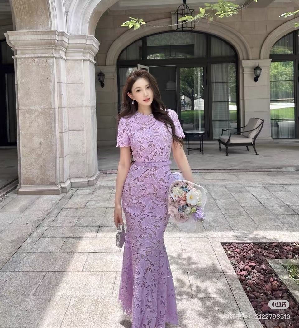 NO:900163,Style number G26070148 Self-Portrai* 2026 new SP home lace water-soluble flower hollow hook-and-loop fabric slim fit round neck short-sleeved fishtail skirt dress solid color inner suspender bottoming skirt!  Burgundy, taro purple, (M size shoulder width 37, bust 84~88, waist 72, sleeve length 24, skirt length 137; inner bust 84, skirt length 75 excluding shoulder straps), women's clothing, skirts, T-shirt,19860909款号G26070148 Self-Portrai*2026年新款SP家蕾丝水溶花镂空勾花面料修身显瘦圆领短袖鱼尾裙连衣裙纯色内搭吊带打底裙！酒红色、香芋紫、 （M码肩宽37,胸围84～88,腰围72,袖长24,裙长137；内搭胸围84,裙长75不含肩带）,女装,skirts,T-shirt,,Women's clothing