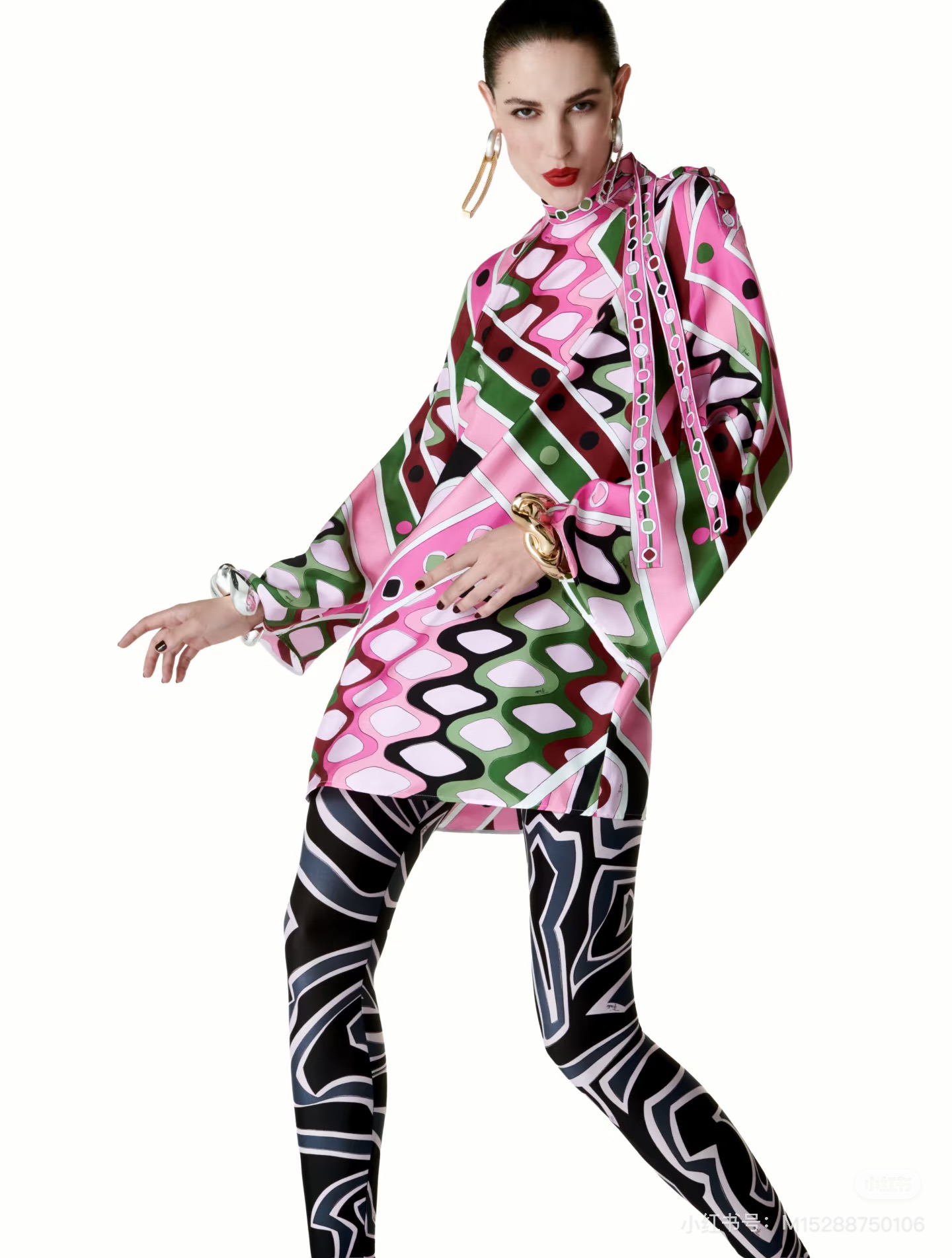 NO:901721,Model No. D26070609 PUCC* new model, simulated silk twill thick fabric, bohemian holiday style, circle geometric pattern, contrasting print, shoulder straps, knotted streamers, independently designed bell sleeves, loose long-sleeved dress!  Blue, pink, (M size bust 108, raglan sleeve length 72, skirt length 89), women's clothing, skirts, real silk,19860909款号D26070609 PUCC*新款 仿真丝斜纹稠面料波西米亚度假风圆圈几何图案撞色印花肩部绑带打结飘带独立设计喇叭袖宽松长袖连衣裙！蓝色、粉色、 （M码胸围108,连肩袖长72,裙长89）,女装,skirts,real silk,,Women's clothing