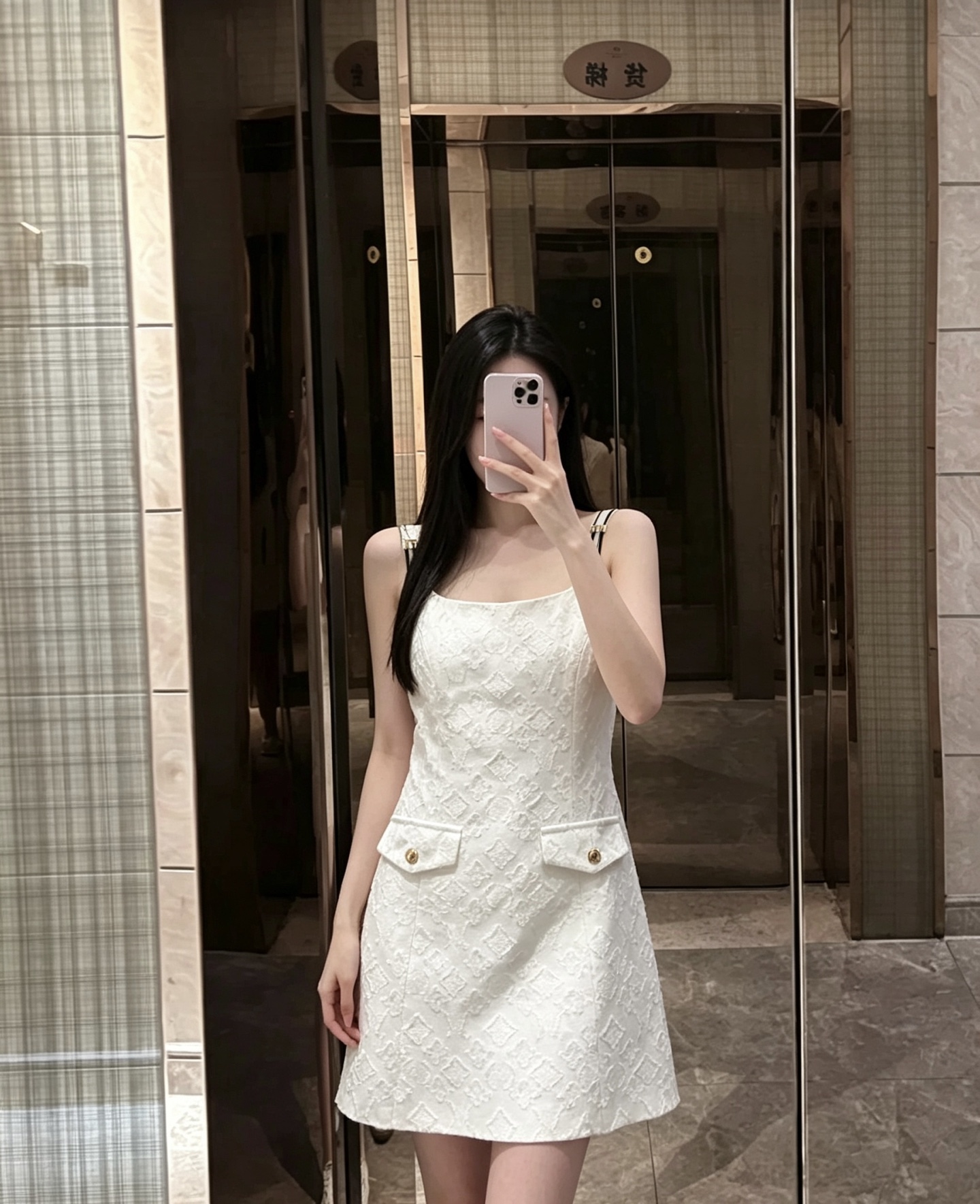 NO:921834,Style No. D26070952 LOUIS*Lvjia LV’s new French-style gold-style all-over classic old flower dark pattern jacquard fabric, personalized design on the shoulders gold buttons engraved with letter logo, slim fit and slim A-line suspender dress!  (M size bust 84, waist 76, skirt length 79) batch,,louis vuitton,louis vuitton,louis vuitton,louis vuitton,skirts,19860909款号D26070952 LOUIS*驴家LV新款 法式千金风满幅经典老花暗纹提花面料、双肩个性设计金色纽扣刻字母logo修身显瘦A字摆吊带连衣裙！ （M码胸围84,腰围76,裙长79）批,,louis vuitton,louis vuitton,louis vuitton,louis vuitton,skirts,,Women's clothing