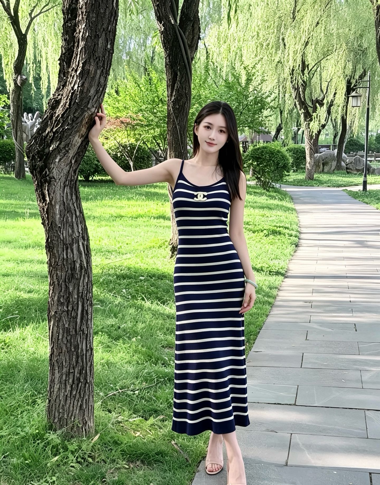 NO:924172,Model No. D26071146 CHANE*L new model, ladylike style, contrasting color stripes, double C badge decoration on the chest, slim fit, stretch knitted jumpsuit, suspender long skirt!  Navy blue, apricot, (one-size-fits-all bust 68, skirt length 122/fabric elastic large size is for reference only) batch,,chanel,skirts,19860909款号D26071146 CHANE*L新款 气质名媛风撞色条纹胸口双C徽章装饰修身显瘦弹力针织连衣吊带长裙！藏蓝色、杏色、（均码胸围68,裙长122/面料弹力大尺寸仅供参考）批,,chanel,skirts,,Women's clothing