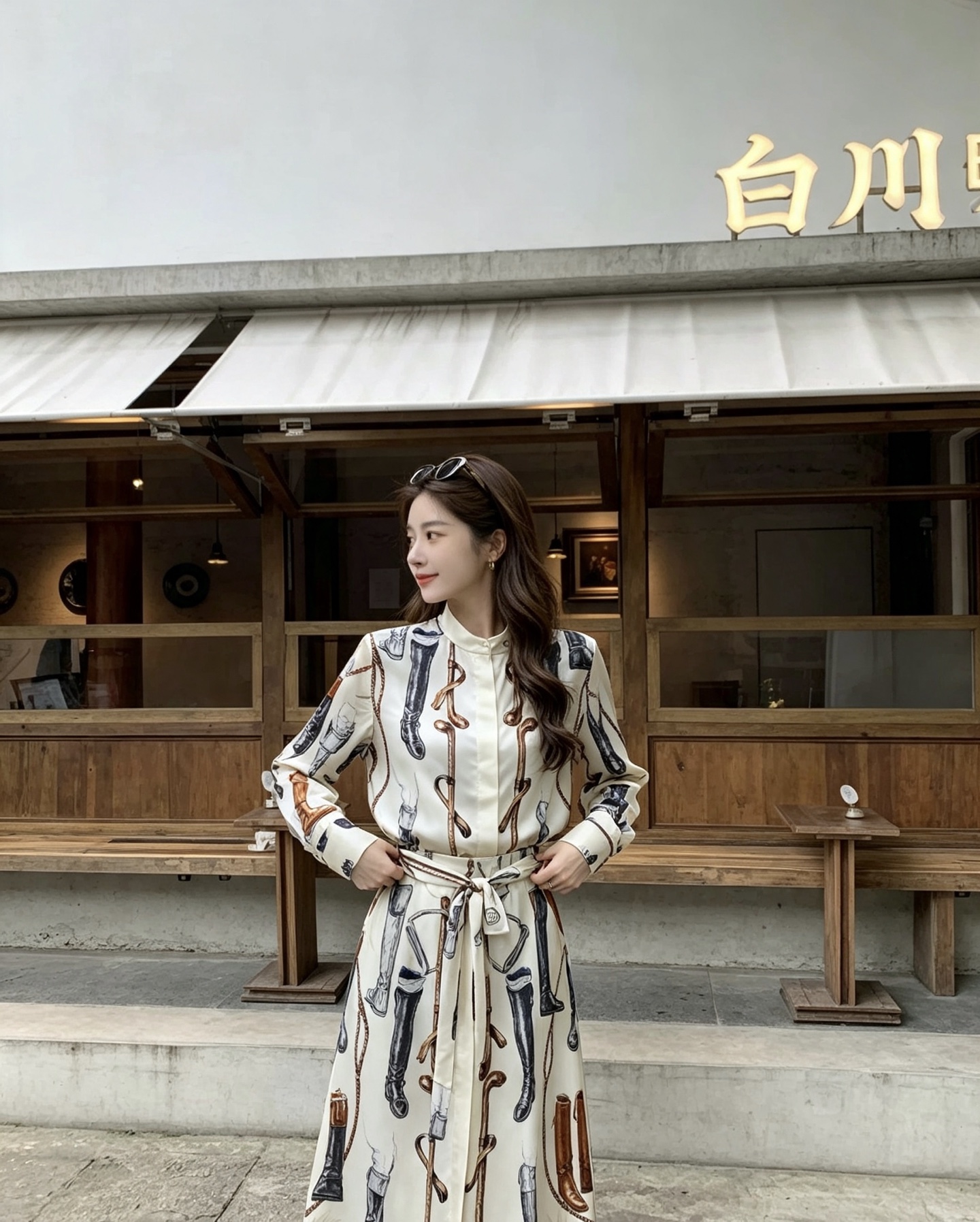 NO:958216,Style number G26073150 HERM*S new high-end customized heavyweight silk 19mm twill fabric!  Loose and fashionable long sleeve stand collar shirt top with boots rope cue pattern print!  Light blue, beige, (S size shoulder width 37, bust 96, sleeve length 58, dress length 61) shirt,,hermes,boots,shirts,real silk,19860909款号G26073150 HERM*S新款高端定制重磅真丝19姆米斜纹绸面料！长靴绳索球杆图案印花宽松时尚长袖立领衬衫上衣！浅蓝色、米杏色、 （S码肩宽37,胸围96,袖长58,衣长61）衬衣,,hermes,boots,shirts,real silk,,Women's clothing