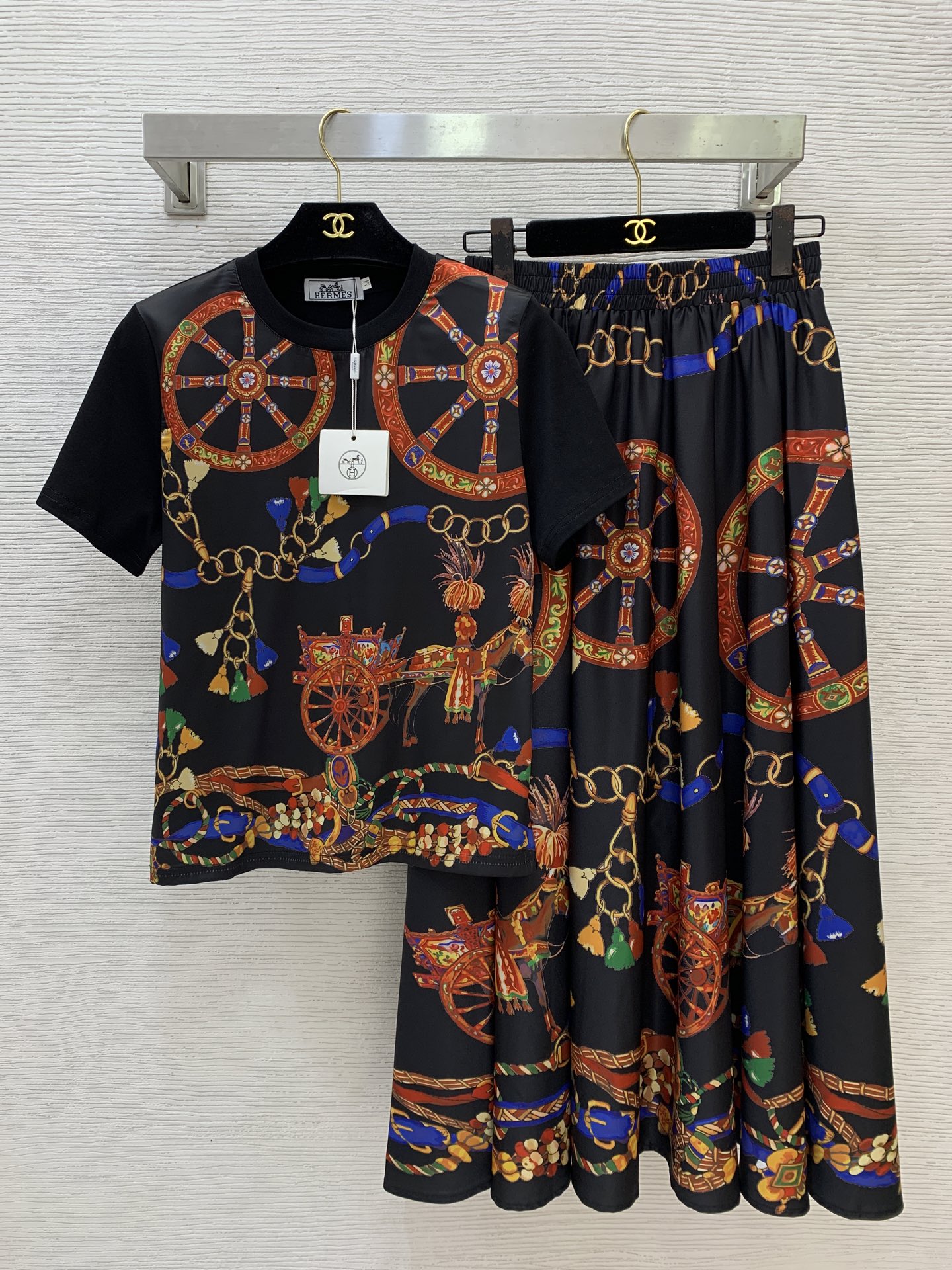 Hermes Printed T Shirt Skirt Set