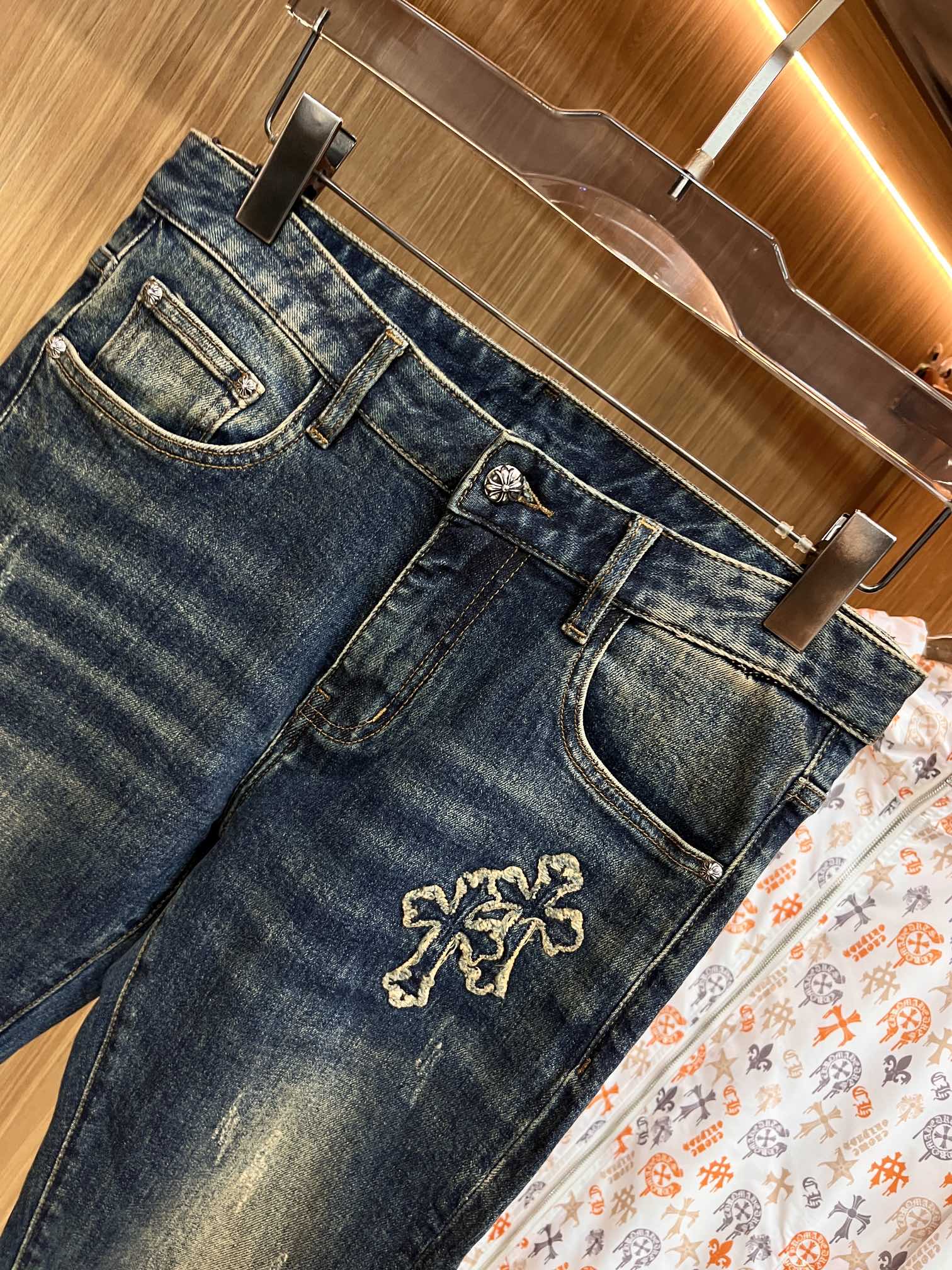 Louis Vuitton Haute Couture Haute Couture Ready-to-Wear Clothing Dress 4
