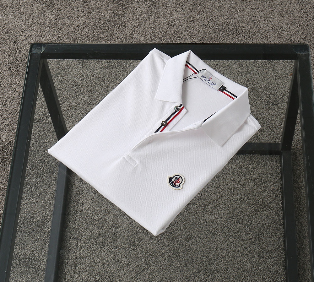 NO:528571,The mask is exclusively available for the new original single men's Polo long-sleeved high-end customization. High-version. Fashionable and versatile and popular original imported cotton fabric. The chest logo pattern design. Super soft and delicate touch. It is comfortable to wear. High-end boutique. The fine workmanship is very good. Men's must-have items. Complete three standards. Number M-4XL, Moncler, alexander wang.19860909蒙口 独家专供新款原单男士Polo长袖高端定制 高版本 时尚百搭爆款原版进口纯棉面料 胸前logo图案设计 手感超柔软细腻 穿着亲肤舒适 高端精品 代工厂精细做上身非常赞 男士必备单品 三标齐全 码数M-4XL,,Moncler,alexander wang,Men's clothing