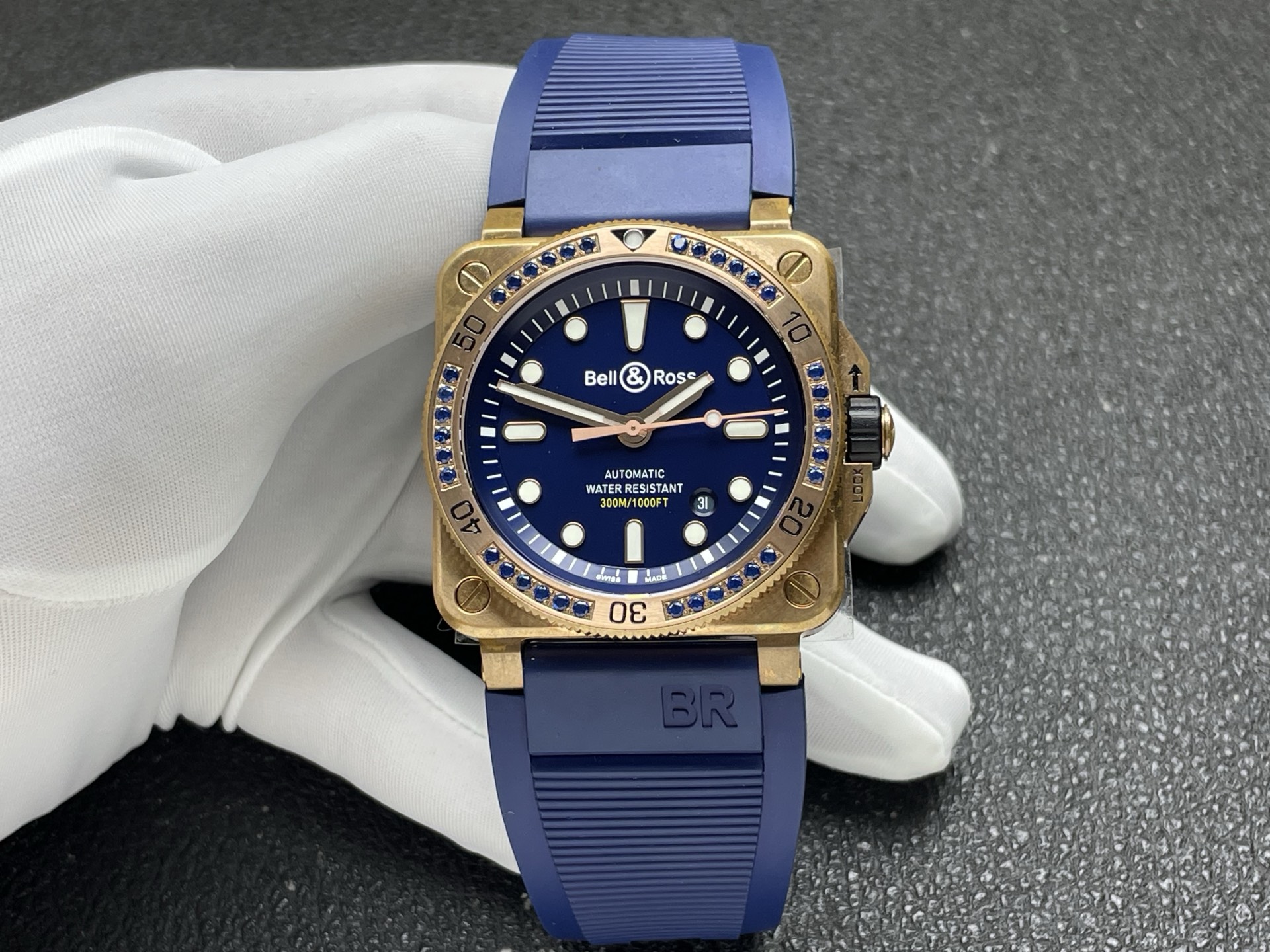 NO:532255,Limited quantity Recommended BR-Bronze BR-03 BLUESH INSTRUMENTS series BR0392-BLC-ST/SRB watch, bronze case with natural rubber strap, black dial, Super-LumiNova luminous material, metal inlaid with Superluminova luminous material, equipped with automatic mechanical movement size 42mm mechanical watch,,19860909限量 推荐 BR-青铜BR-03 柏莱士 INSTRUMENTS系列BR0392-BLC-ST/SRB腕表,青铜表壳搭配天然橡胶表带,黑色表盘,Super-LumiNova夜光材料,填充Superluminova夜光材料的金属镶贴数字和时标,搭载型自动机械机芯尺寸42mm机械腕表 ,,,Watch