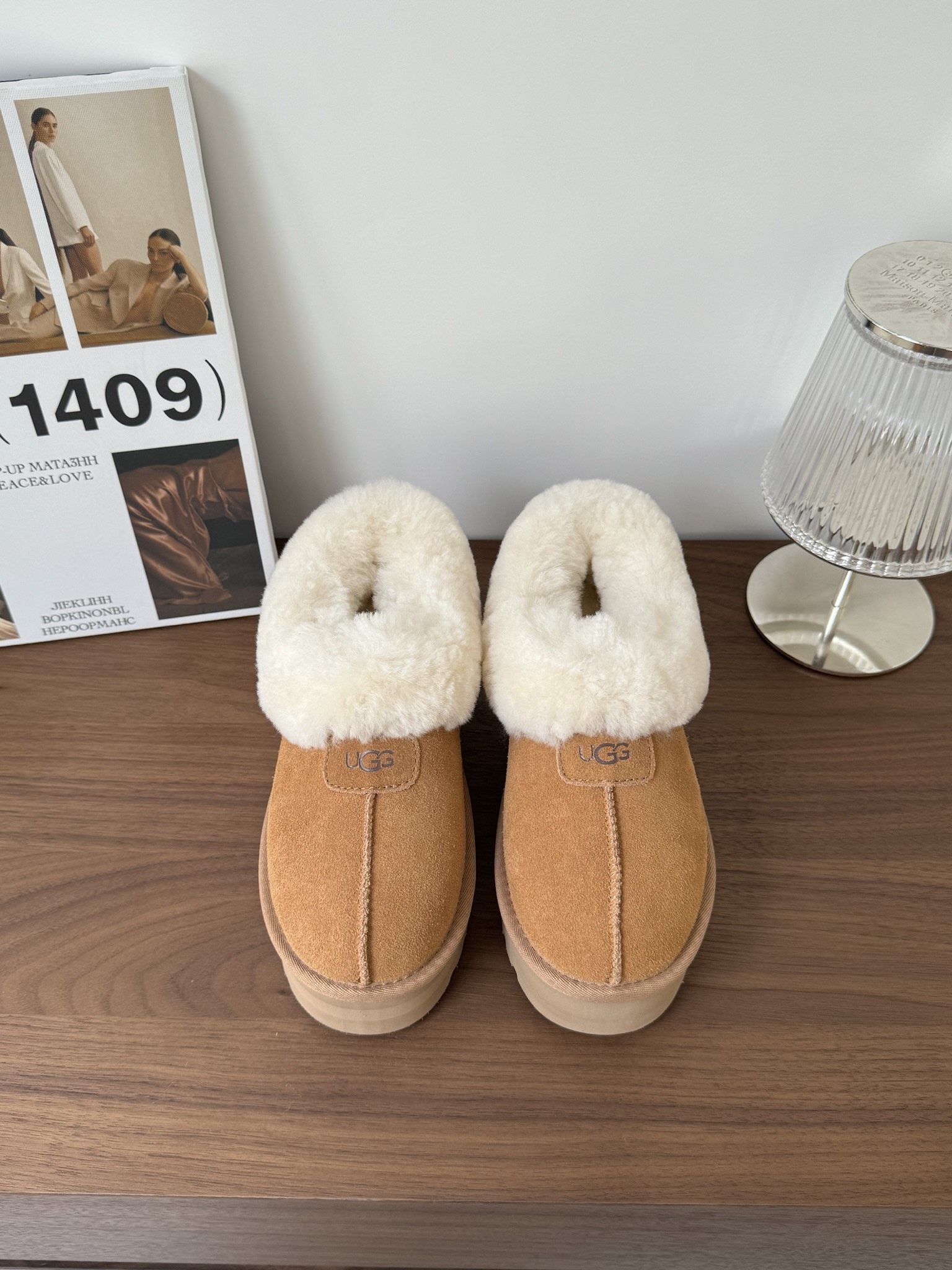 NO:209877,New Year’s goods are sold: all high-end personal products are kept; early delivery is early; 35/3 36/5 37/1 40/3: Pay attention to the big discount at the end of the year, and all are not returned or exchanged, special prices are available,19860909狂甩年货甩:全部是高端自留款；早下早得早得；35/3 36/5 37/1 40/3:注意年尾大甩货,全部不退换,特价款,,Children's