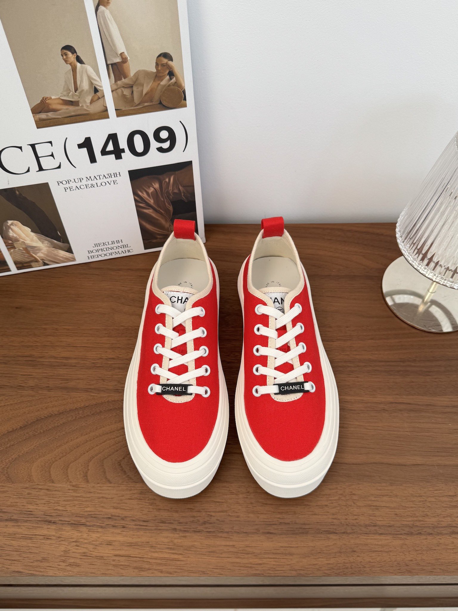 NO:234757,* SNGG Introduction | Thick-soled biscuit shoes series Small thick-soled biscuit shoes that contract spring and summer outfits, not tired to wear~ It also increases the height and makes you look slim soles, simple and high-end cookie soles and uppers are soft and not grinding, and there is no problem that the current super popular biscuit shoes are special in shape, very recognizable, slim and long legs, absolutely powerful~ - MATERIAL Material - Original custom high-density canvas inner lining original custom breathable weaving outsole 1:1 open mold custom sole size#35～39 (40 customization without return) price, casual shoes/sports shoes, sneakers19860909* SNGG简介| 厚底饼干鞋系列 承包春夏穿搭的饼干鞋小厚底的鞋型,穿着不累~还增高显瘦鞋底,简约中带着高级感饼干鞋底和鞋面柔软不磨暴走都没问题目前超级流行的饼干鞋,造型特殊,很有辨识度,显瘦显腿长,绝对实力派～ - MATERIAL 材质 - 鞋面原版定制高密度帆布 内里原版定制透气织布 大底1:1开模定制大底 size#35～39（40定制不退换） price,休闲鞋/运动鞋,sneakers,Women's Shoes