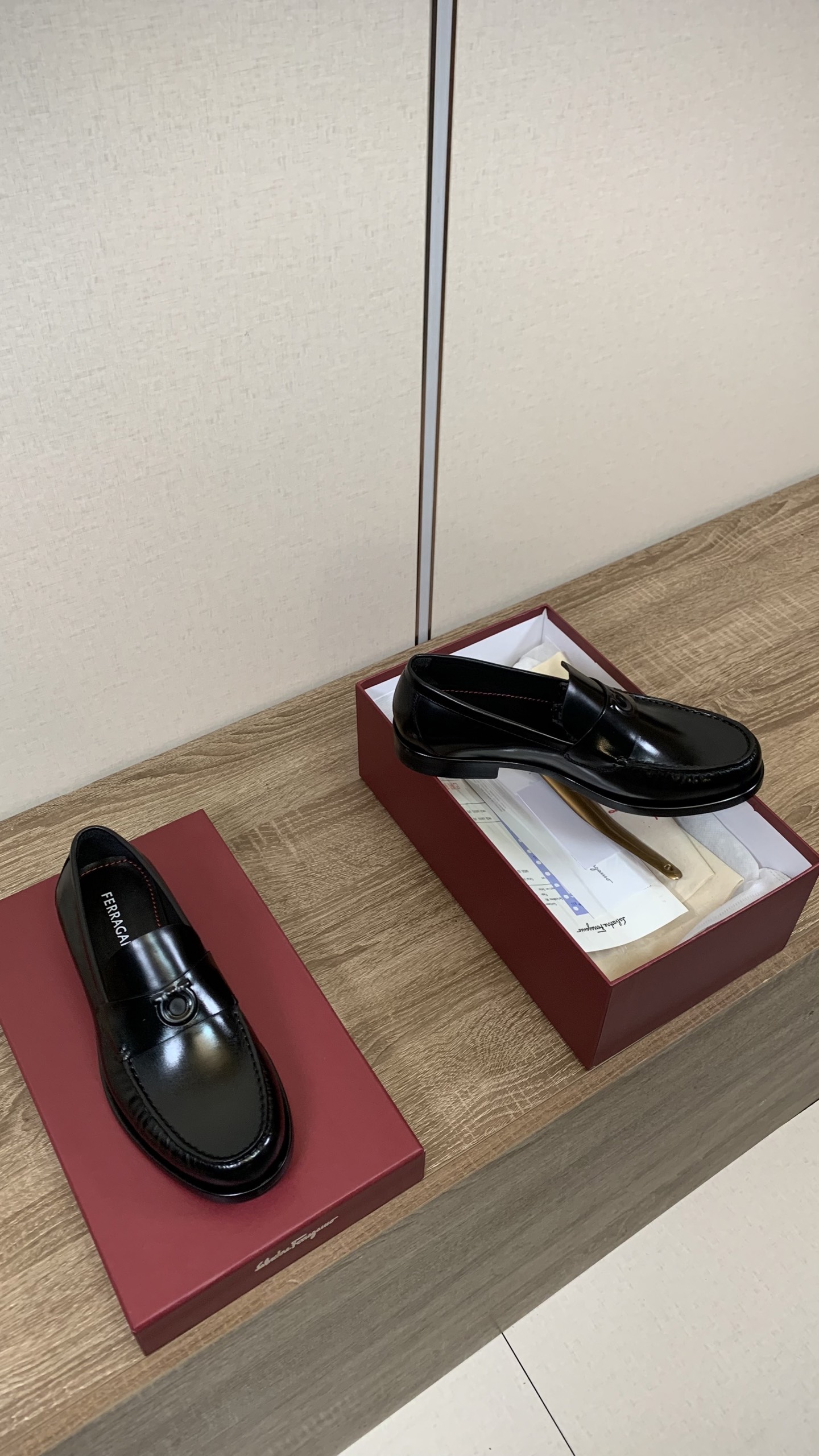 Salvatore Ferragamo Men's Leather Loafers, Black Calfskin 8 i1753970137604 1154 0 6