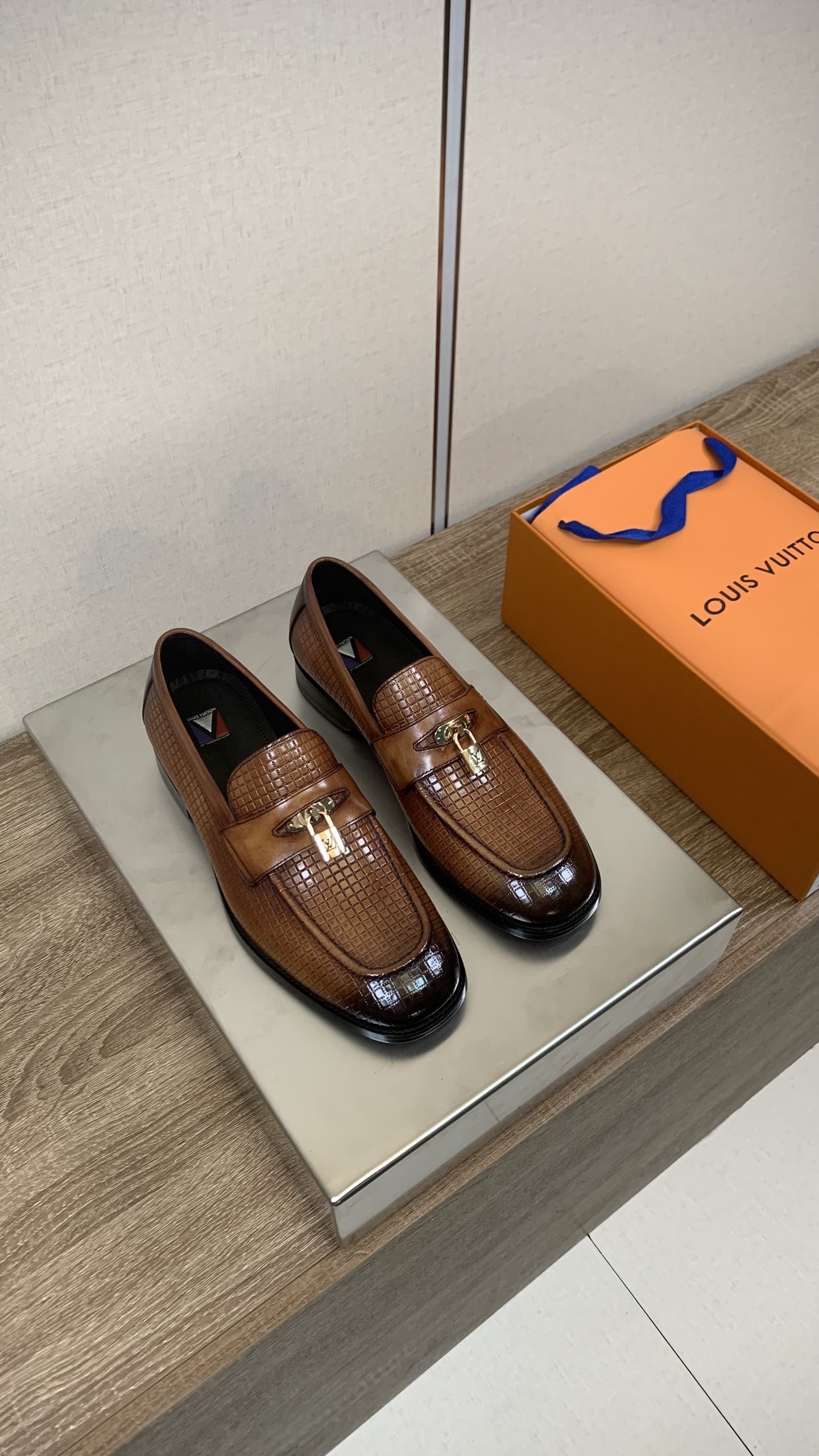 Louis Vuitton Mocassins Business Décontractés Homme Cuir de Veau Marron