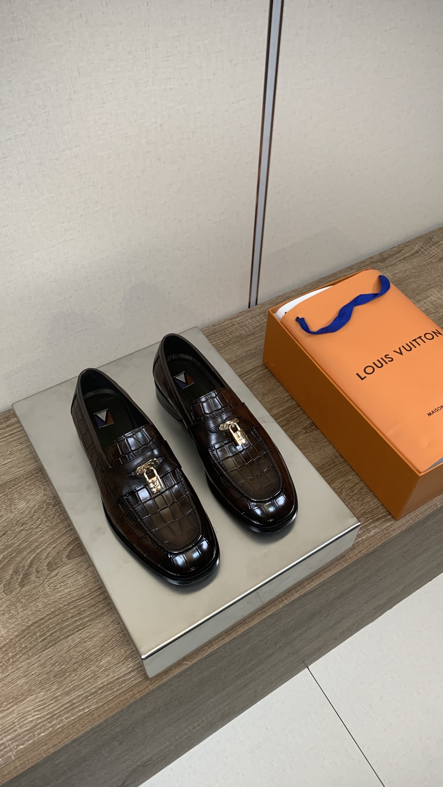 Louis Vuitton Heren Leren Business Casual Loafers met Steenpatroon