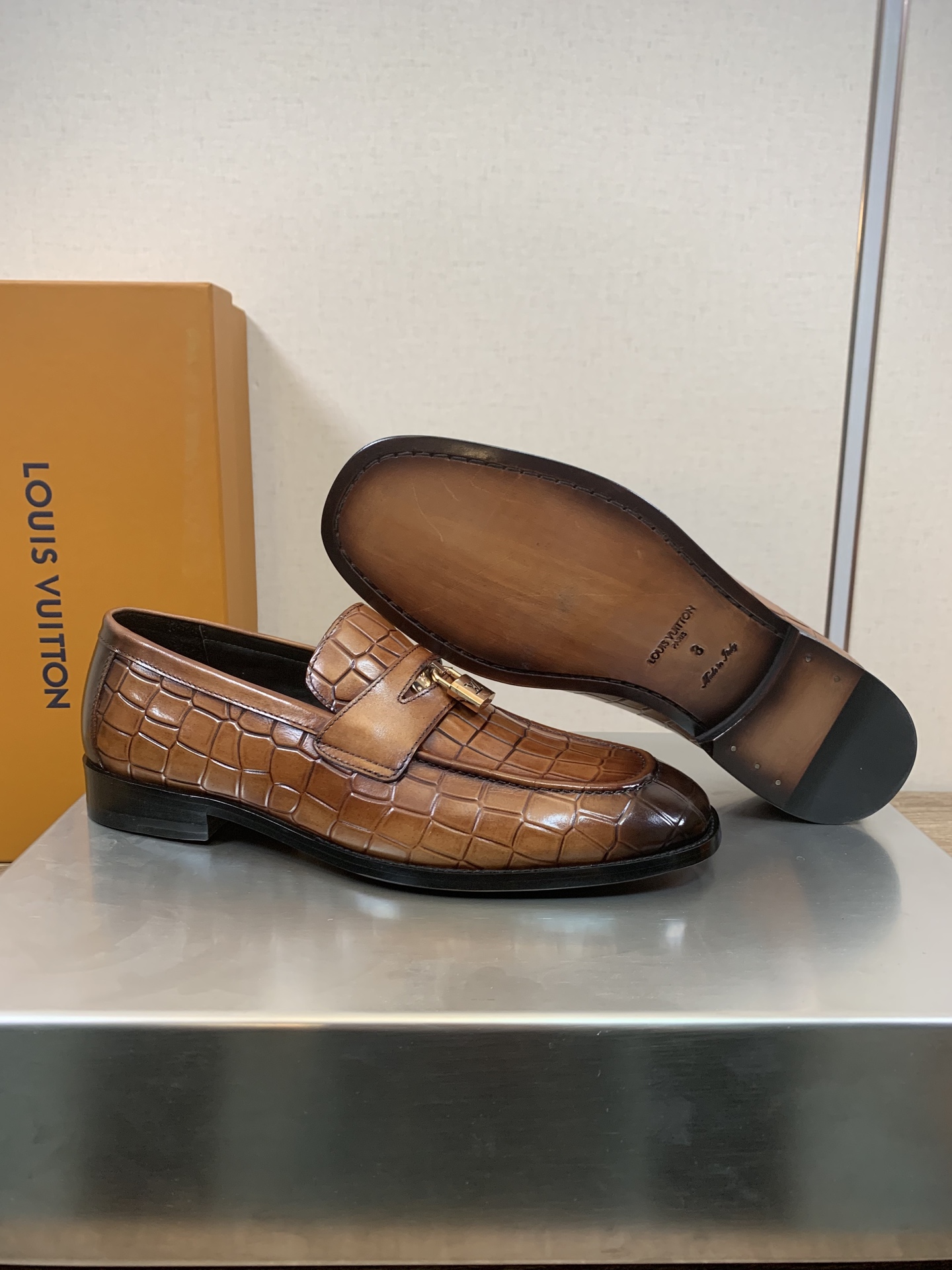 Louis Vuitton Men's Brown Leather Business Casual Loafers Dress Shoes 7 i1755527688343 37 0 3