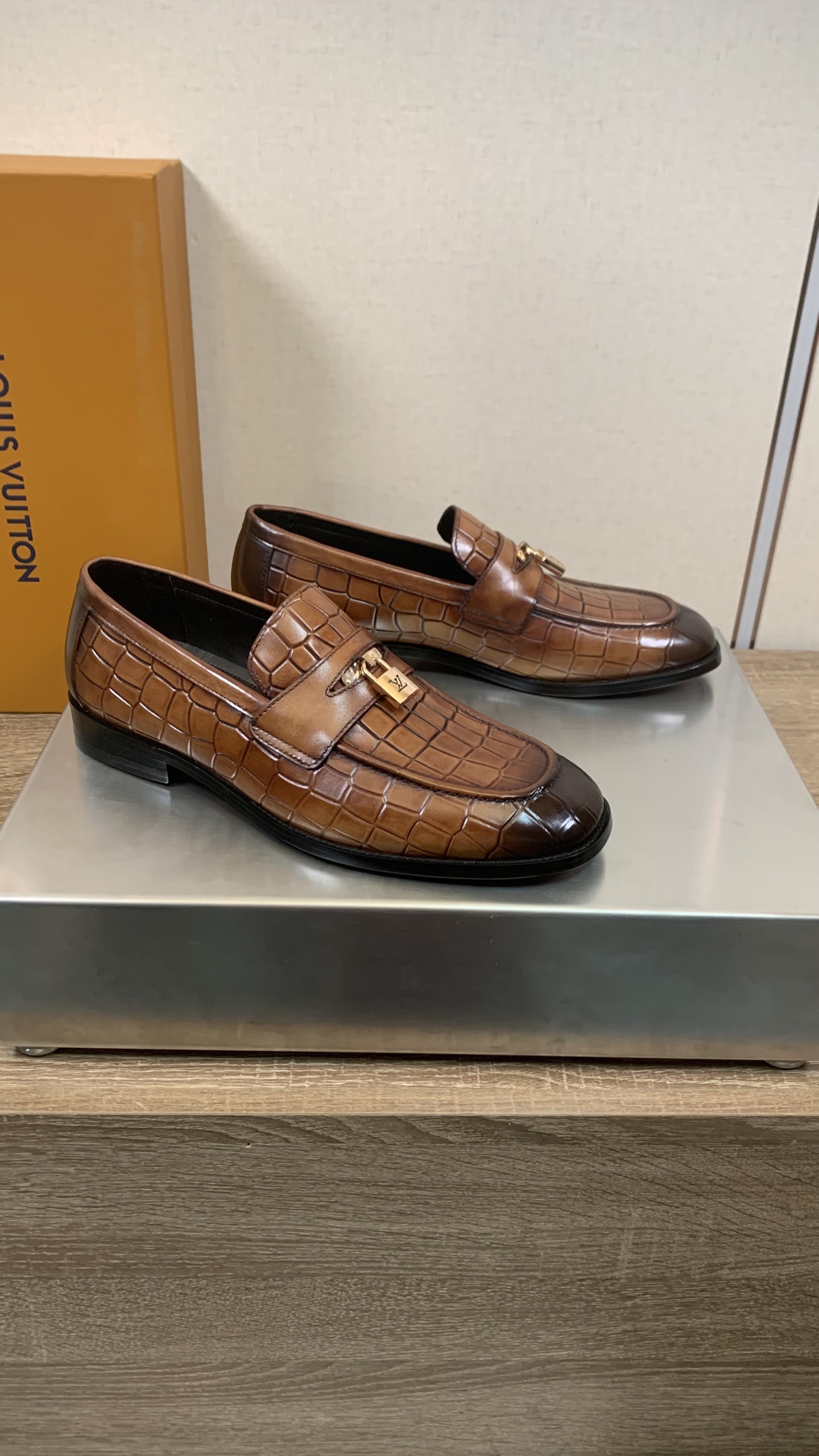 Louis Vuitton Men's Brown Leather Business Casual Loafers Dress Shoes 4 i1755527696945 602 0 2