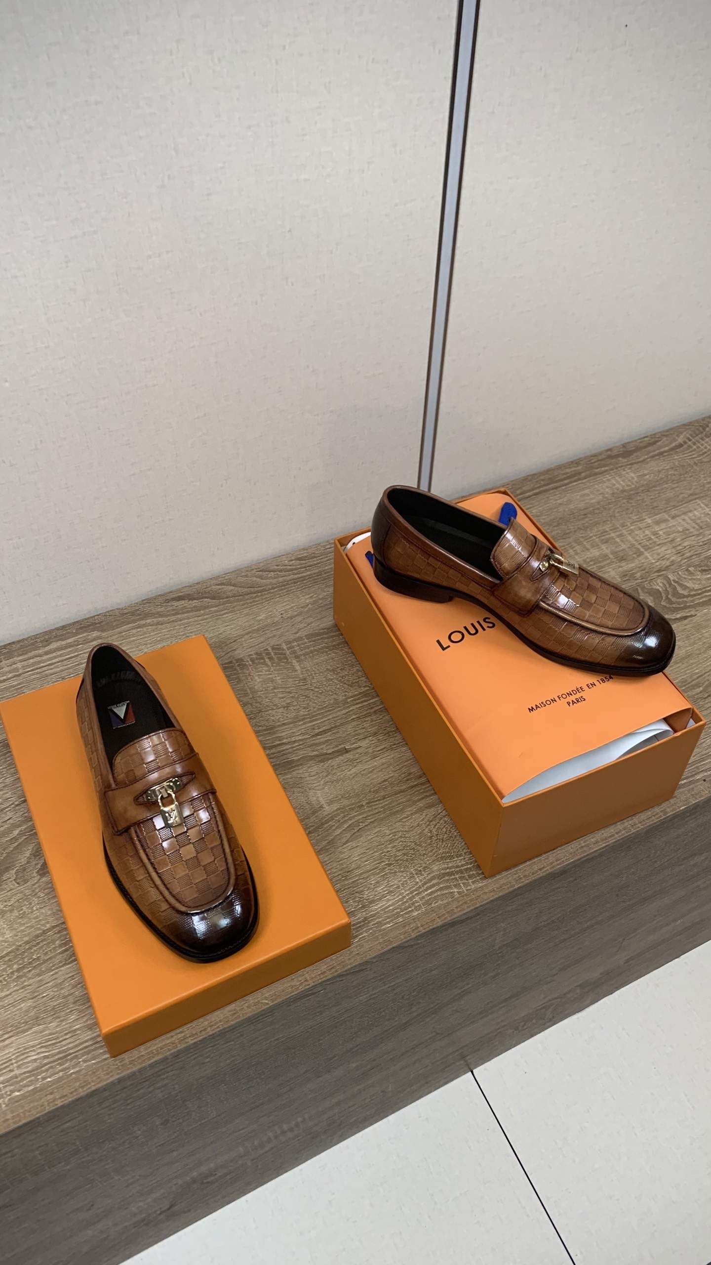 Louis Vuitton Men's Brown Leather Loafers with Embossed Detailing 8 i1755588028323 5190 0 6