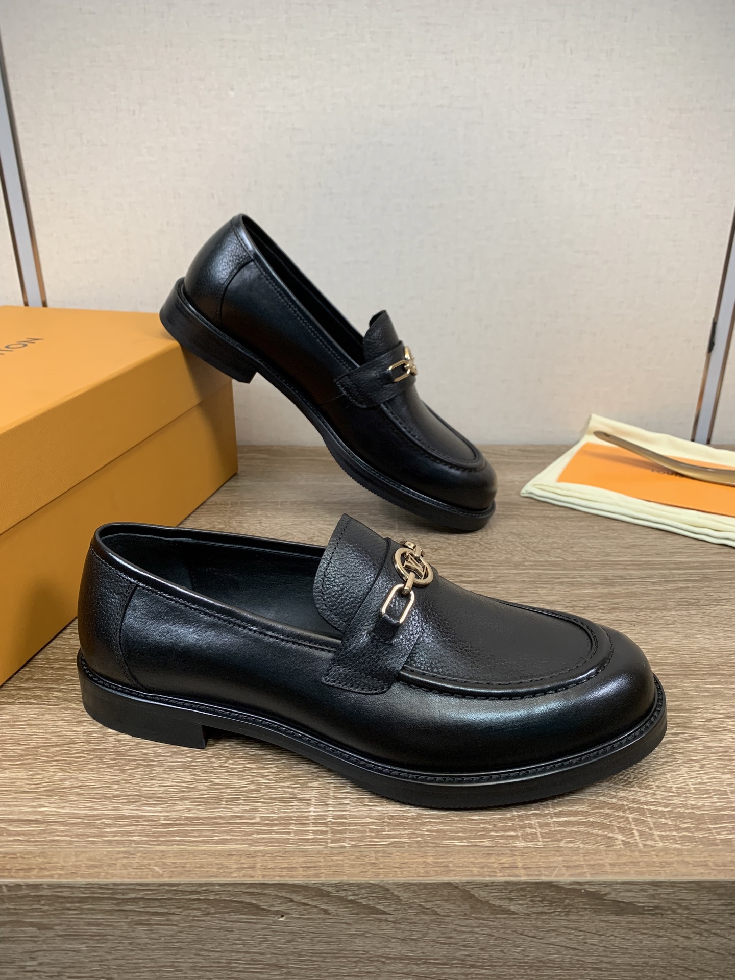 Louis Vuitton Men's Black Leather Loafers with Gold-Tone Hardware 5 i1756924989949 3858 0 5