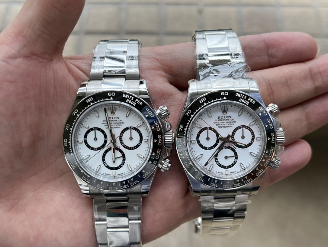NO:157715,Original comparison 4131 Panda Natural Light Comparison C Factory 4131 New Model 126500 White In fact, we have discussed the issue of the white dial on the 116500. Of course, there are several versions of the genuine product, such as cold white, warm white. And so on. This time, we saw the middle color of warm white and cold white. Clean also made a great color this time. Other parts: The luminous luminous is also very good. /ps: The above mentioned that the 4131 pointer tube head changed to cylindrical shape after the authentic product 4131, but the 4 genuine products provided by clean, we found several problems, such as the roundness of the stylus, and the pointer has a tapered tube head of the old model, so the official Rolex may be cleaning the inventory. The case strap also has pictures comparison, and the overall appearance is not much different.  Although the time was particularly tight this time, Clean bought five genuine products as soon as possible. It is said that the value of the watch itself has dropped by more than 100,000 US dollars, which does not include disassembled watches and damaged parts. I have carefully looked at the real objects and compared them by taking photos. I personally think it is a very good creation. There is a very complicated relationship in choosing sh4131, but I hope everyone can understand that sh does not equal low-end quality, and clean will never reduce the procurement cost because of wanting to obtain more profits. Clean told me that the procurement cost of sh4131 movement this time is not lower than that of dd. Maybe due to the light problem, a real photo will be attached. I think the actual photo can be taken as the basis., christian louboutin, rolex19860909原装对比 4131熊猫自然光对比 c厂4131新款 126500 白色 其实在116500上我们就讨论过关于白色表盘的问题,当然了真品也有好几个版本,例如 冷白色,暖白色.等等 这次126500真品我们看到的是暖白色和冷白的中间色,clean这次颜色也做的非常棒. 其他部分 字钉 夜光 做的也很好/ps:上面有讲到真品4131以后指针的管头更改为圆柱形,但是clean提供的4只真品,我们发现了几个问题,例如 字钉的圆润度存在差异,指针有使用老款的锥形管头,所以劳力士官方可能在清理的库存. 表壳 表带上面也有图片对比,整体外观差异不大. 虽然这次时间特别紧张,但是clean在第一时间购买真品五只,据说手表本身的价值跌幅已经超过10w美金,这个当中不包含已经拆卸的手表,以及损坏的零件. 我仔细看过真假实物,也通过拍照进行对比,我个人觉得是一次非常好的创作. 选择sh4131当中有非常复杂的关系,但是希望大家能够理解 sh不等于低端品质,同样clean也从来不会因为想获取更多的利润从而降低采购成本,clean告诉我,这次sh4131机芯采购成本并不比dd低. 可能因为光线的问题.会附上自然光实拍图,我觉得可以以实拍图为准.,,christian louboutin,rolex,Watch