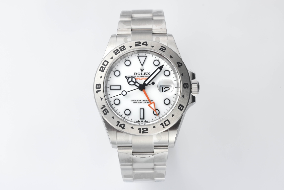 NO:157723,Clean Factory 226570 Explorer 2 Dandong movement This time, the biggest highlight is that this movement is the same as 126710, but the size of the movement of 226570 is large. The calendar position is also different from 126710, so the 226570 calendar position on the market is wrong, because Explorer 2 is relatively niche, and the movement factory is reluctant to develop this size separately. It took more than a year to persuade Dandong movement factory to develop it separately. The difference between the font of the font of the font of the font of the font of the font of the font of the font of the font of the font of the font of the font of the font of the font of the font of the font of the font of the font of the font of the font of the font of the font of the font of the font of the font of the font of the font of the font of the font of the font of the font of the font of the font of the font of the font of the font of the font of the font of the font of the font of the font of the font of the font of the font of the font of the font of the font of the font of the font of the font of the font of the font of the font of the font of the font of the font of the font of the font of the font of the font of the font of the font of the font of the font of the font of the font of the font of the font of the font of the font of the font of the font of the font of the font of the font of the font of the font of the font of the font of the font of the font of the font of the font of the font of the font of the font of the font was purchased, and the font was thick. ------  Explorer 2 is a rare watch. The entire Rolex series is relatively special. I have not found a relatively perfect version until the clean is released. I hope that clean will bring more and better products in the future. Christian louboutin, rolex19860909clean厂226570 探险家2 丹东机芯 本次clean推出了226570 黑/白 最大的亮点在于这个机芯,和126710为同款机芯,但是226570的机芯尺寸为大号. 日历位置和126710也不一样 所以市面上的226570日历位置都是错的,因为探险家2相对小众,机芯厂很不愿意单独开发这个尺寸. clean也是历时一年多才说服丹东机芯厂单独开发. 圈口字体差异  226570-216570差异还是比较大的  机芯变化 尺寸都是42mm 外壳变化 指针变化 外圈字体粗细变化 ----- 黑面真品因为年份问题,圈口依旧采用的老款的细字体 白面为购买,字体为粗字体. ----- 探险家2是一枚不可多得的手表,在整个劳力士全系列都是相对特殊的存在,直到clean未出之前,我都没有找到相对完美的版本.希望clean以后带来更多更好的产品,,christian louboutin,rolex,Watch
