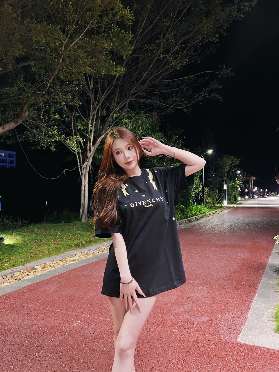 “Givenchy and Brahi: High-Quality Black Short-Sleeved Sun Fabric Shirt” - 图片 6