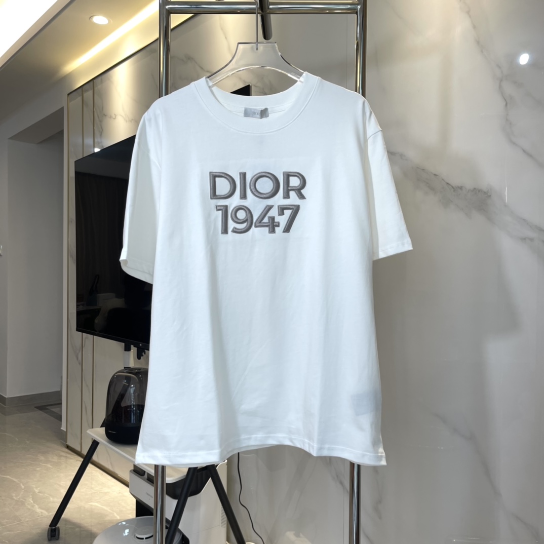 Dior|Dior 24ss 1947 manga corta bordada Utiliza tejido liso de algodón fino de doble hilo 20S 280G con hilo d…