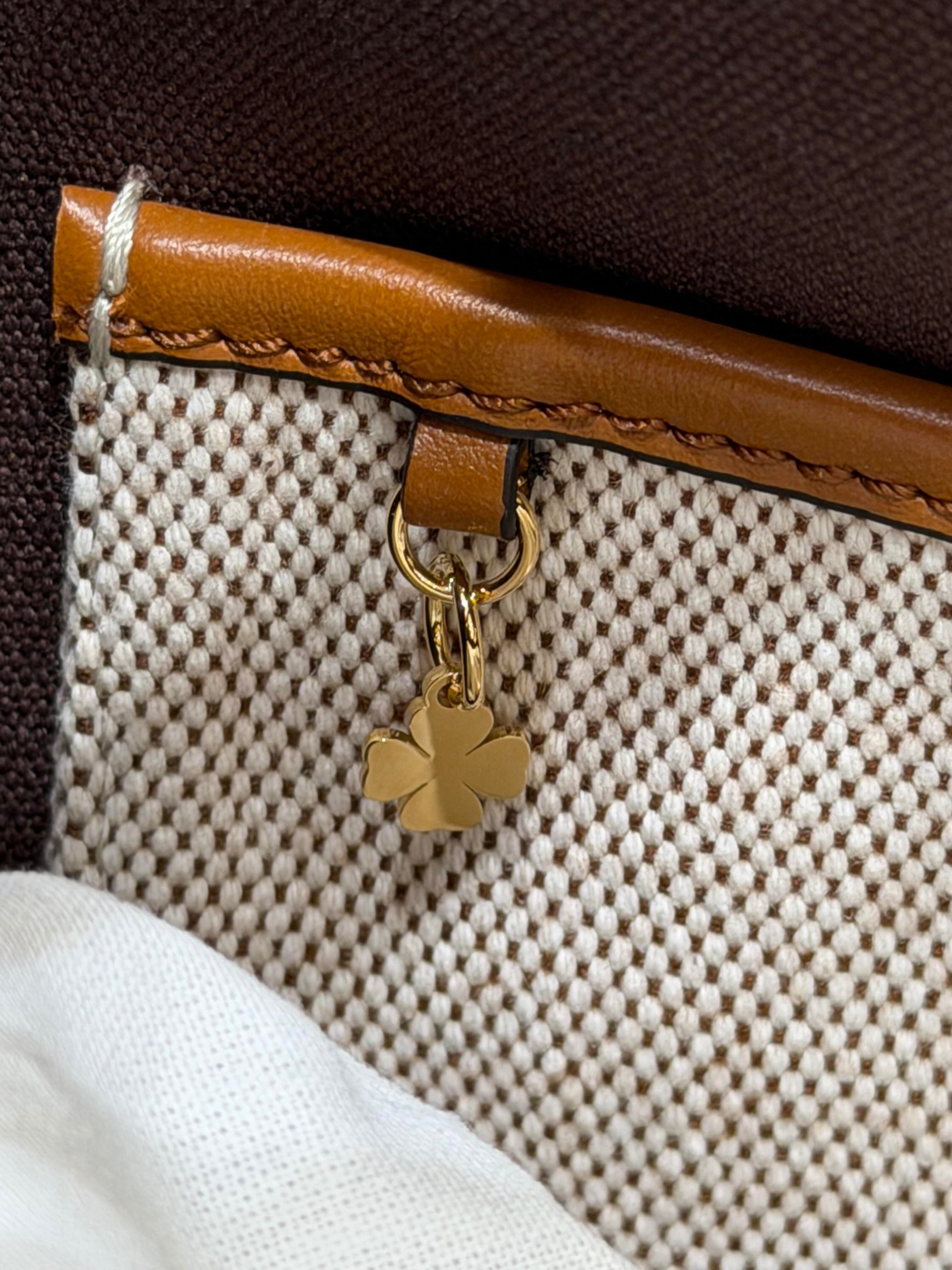 Chloé Chloe four leaf clover
