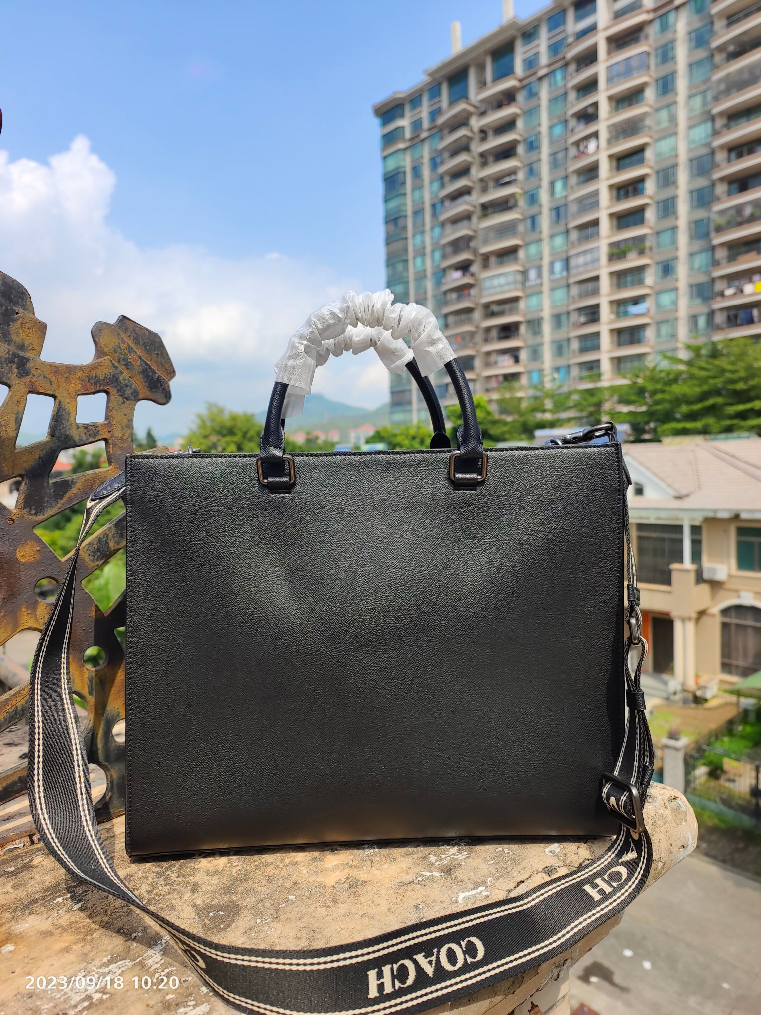 Coach Coach蔻驰cj844 男士黑色 标志40号托特包 手提包 标志40号托特包牛皮