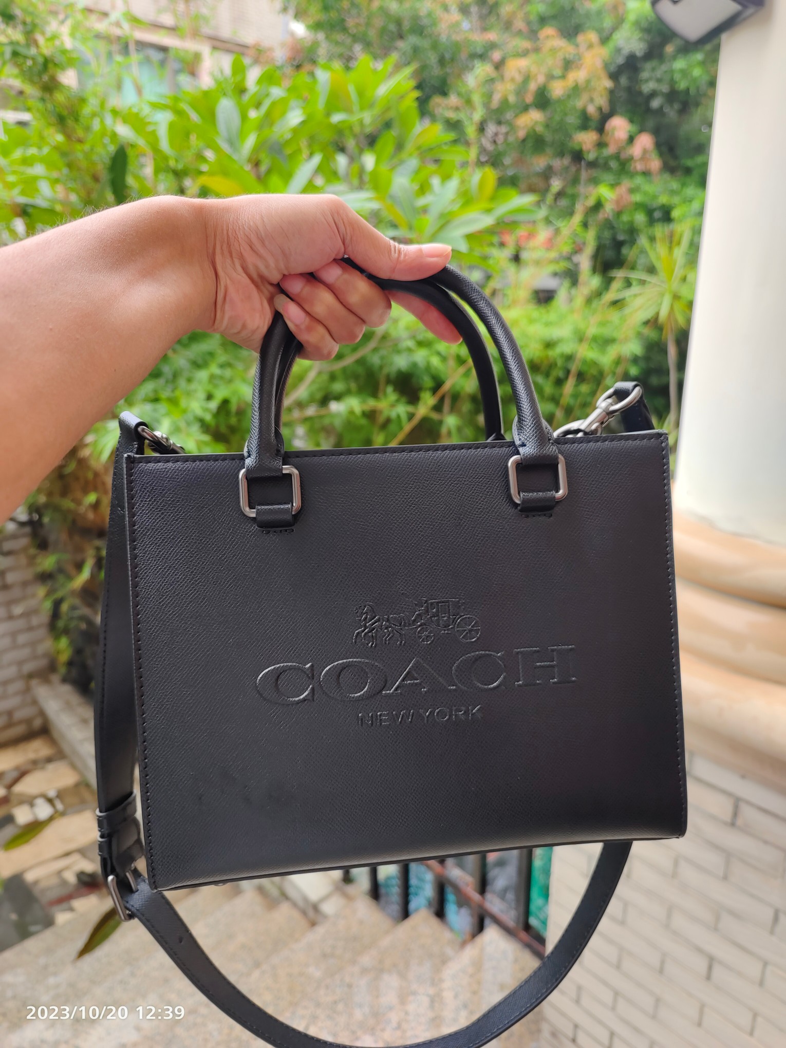 Coach cj845 蔻驰 10月新款 单肩斜挎手提托特包双肩带设计，百搭，尺寸28/22/9.5cm