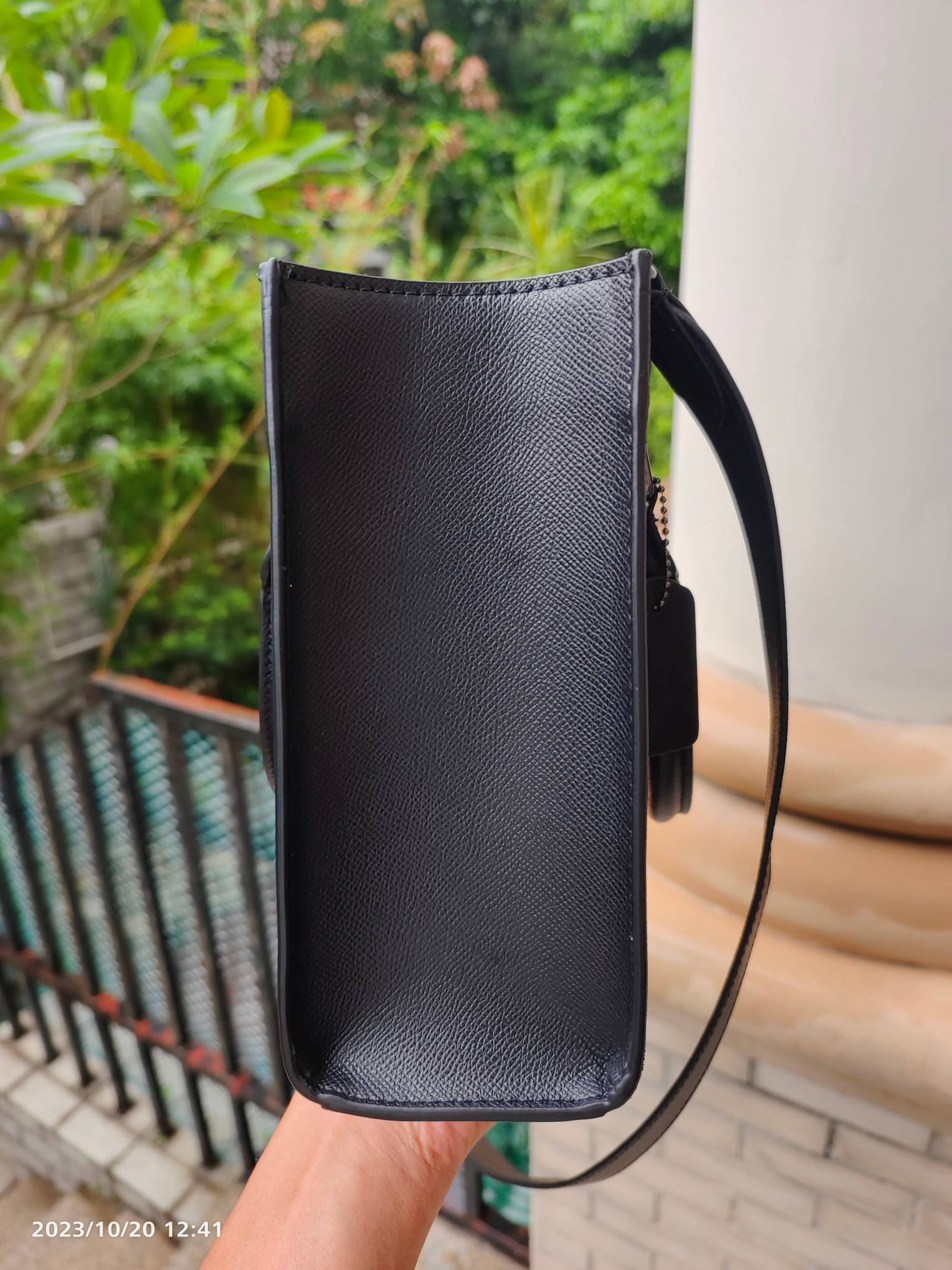 Coach cj845 蔻驰 10月新款 单肩斜挎手提托特包双肩带设计，百搭，尺寸28/22/9.5cm