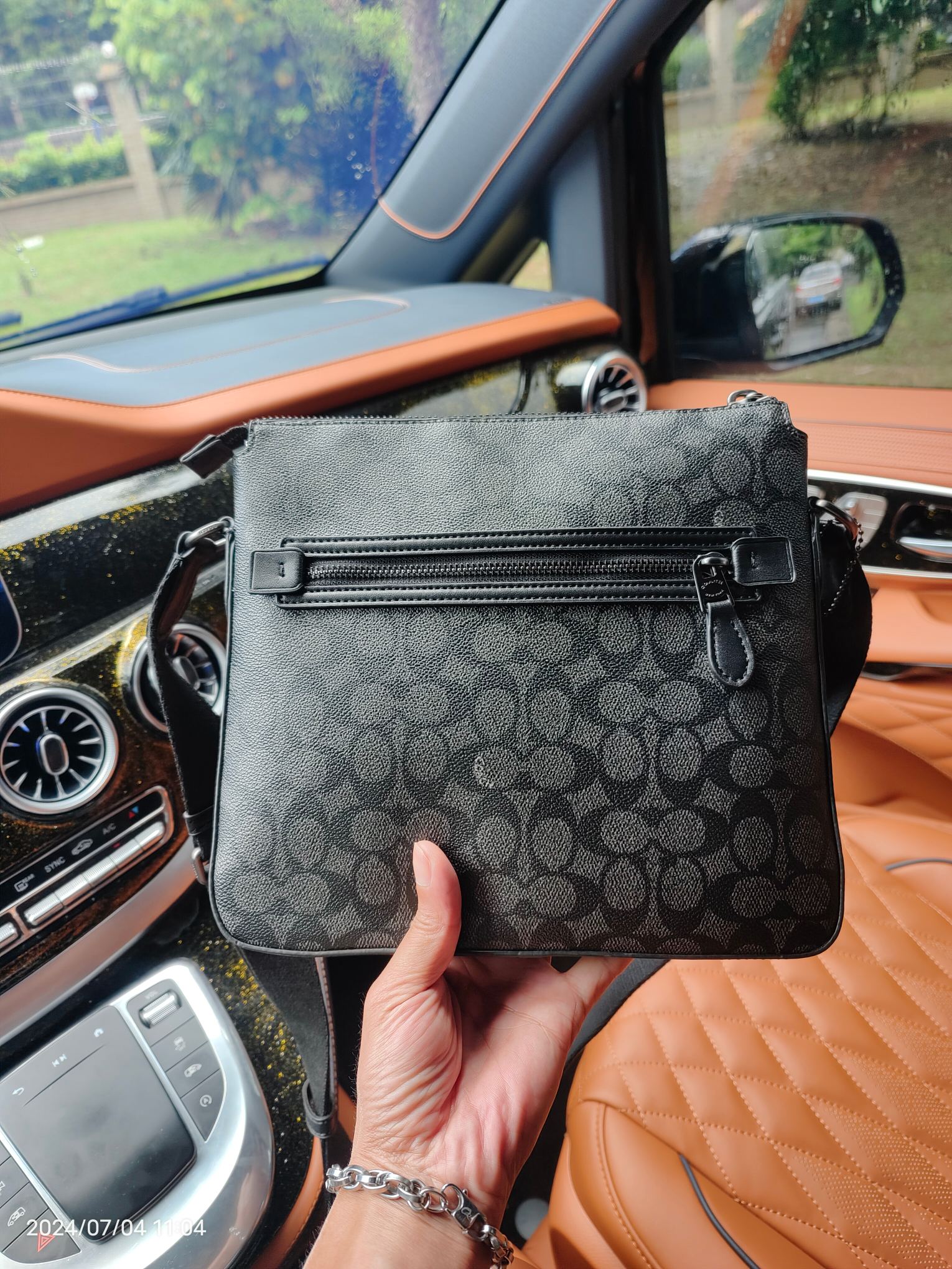 Coach coach/蔻驰新款斜挎包 GOTHAM文件包 cr747 老花pvc配皮内置多功能袋