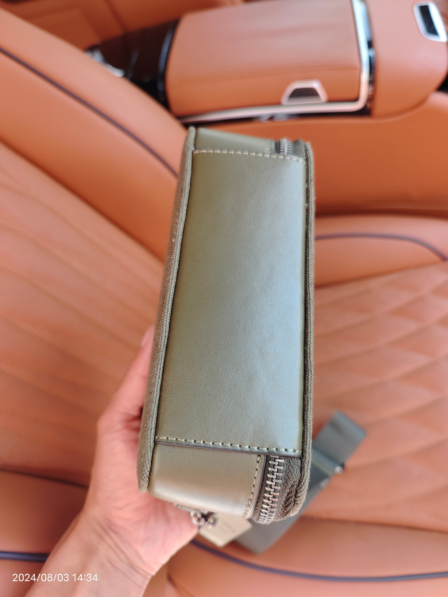 Coach CU206/Charter系列最新款男士斜跨包相机包军绿色 浅蓝色 标志提花织物和牛皮革6个信用卡槽内置多功能袋