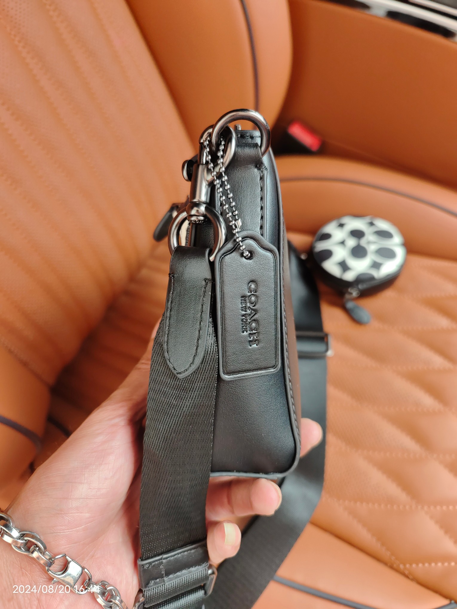Coach CP192YYDS COACH二合一包包 谁背谁夸的一款二合一 斜挎包黑白色很百搭呢