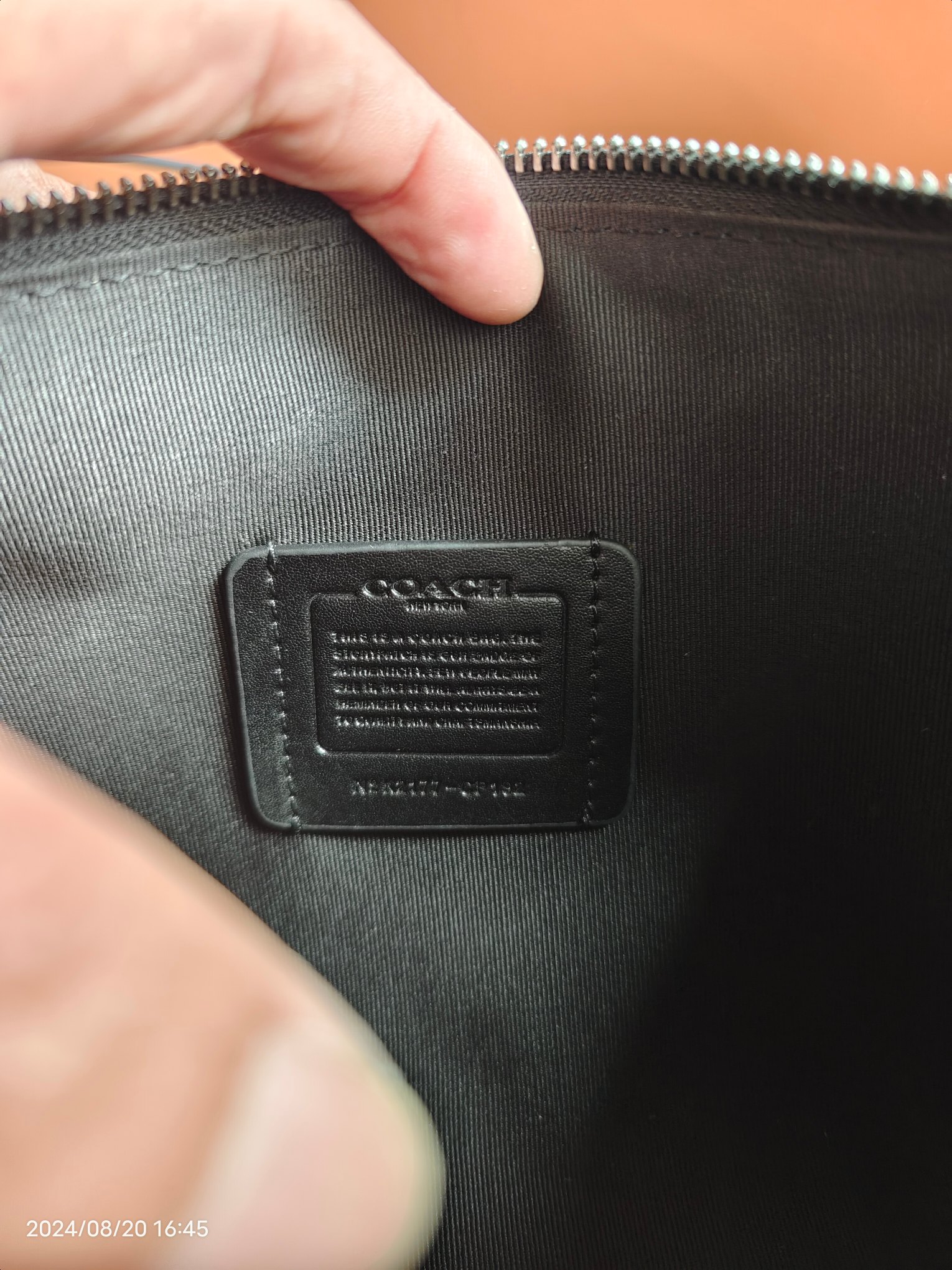 Coach CP192YYDS COACH二合一包包 谁背谁夸的一款二合一 斜挎包黑白色很百搭呢