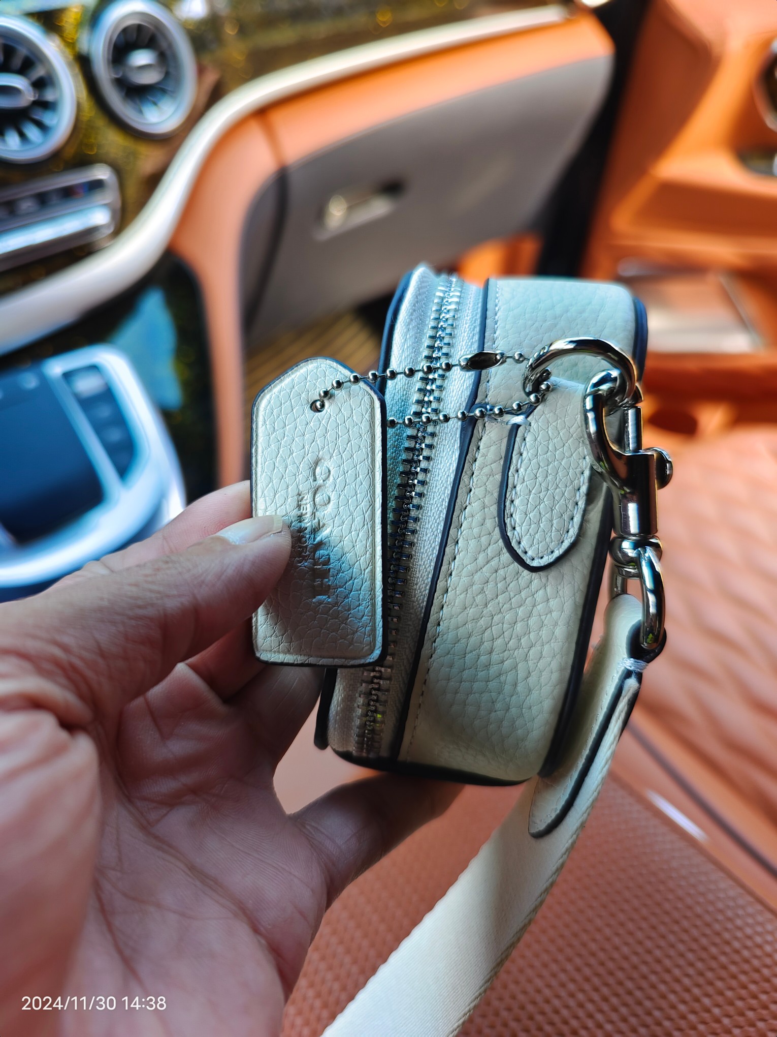 Coach CW540头层皮最新款 COACH蔻驰男包新款CHARTER纤巧型单肩斜挎包 相机包 新款charter男士款尺寸20/12/5cm