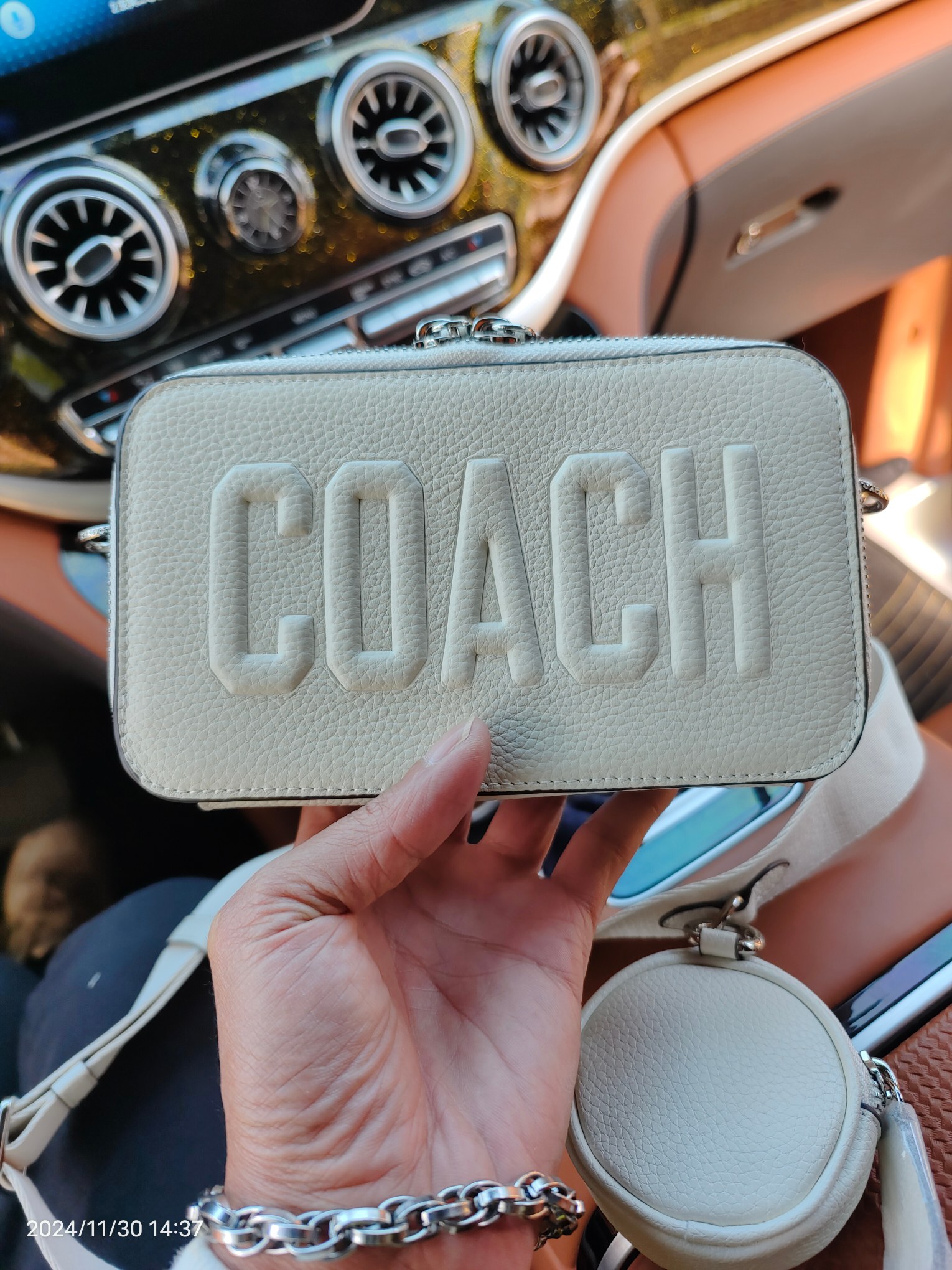 Coach CW540头层皮最新款 COACH蔻驰男包新款CHARTER纤巧型单肩斜挎包 相机包 新款charter男士款尺寸20/12/5cm