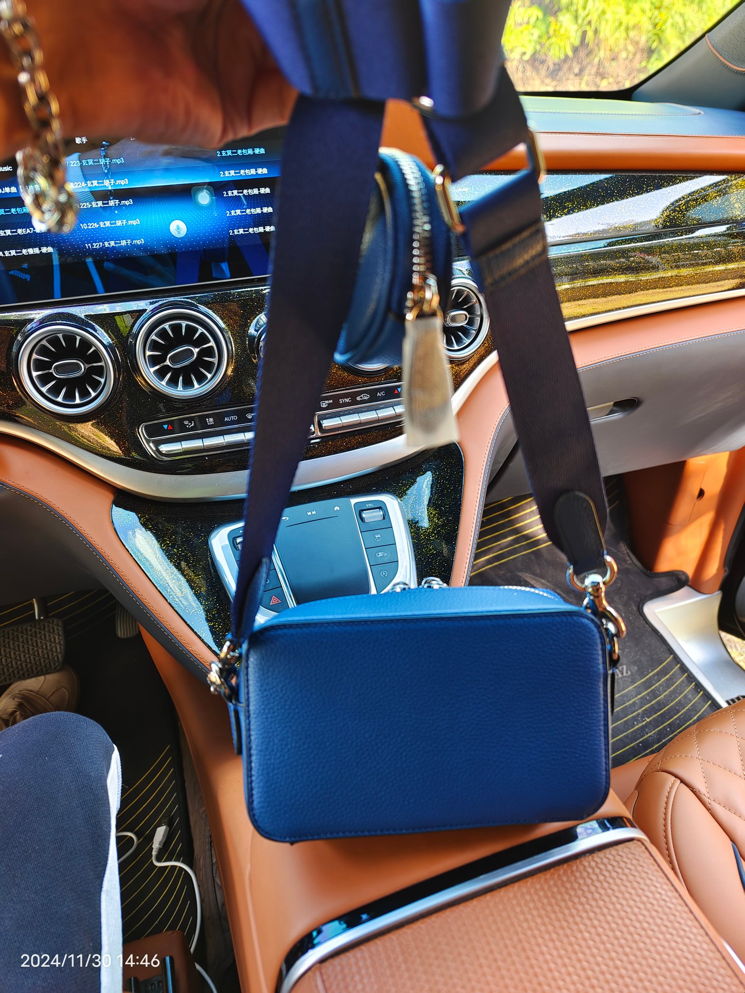Coach CW540头层皮最新款 COACH蔻驰男包新款CHARTER纤巧型单肩斜挎包 相机包 新款charter男士款尺寸20/12/5cm