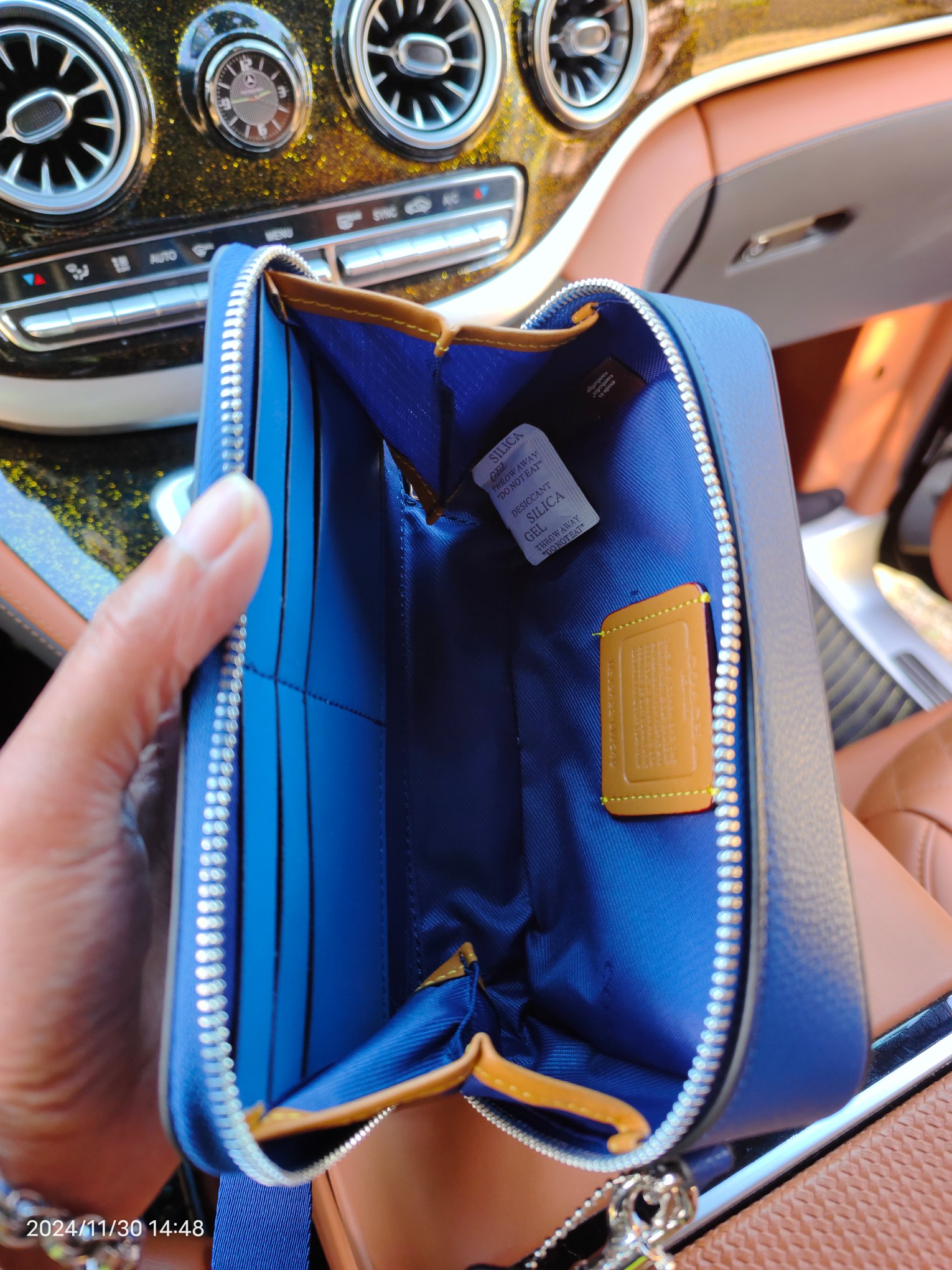 Coach CW540头层皮最新款 COACH蔻驰男包新款CHARTER纤巧型单肩斜挎包 相机包 新款charter男士款尺寸20/12/5cm