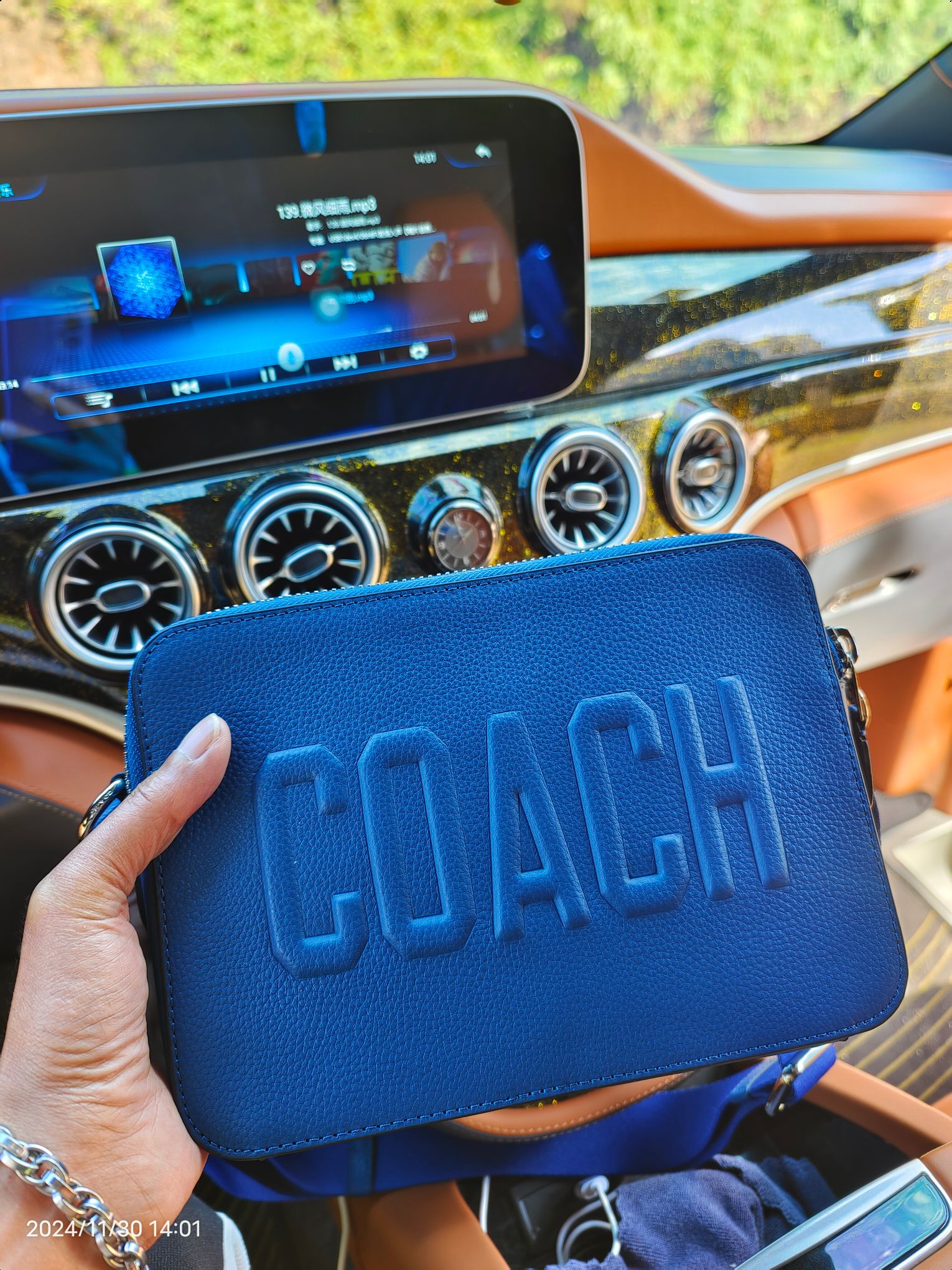 Coach CV931头层皮相机包男士新款 C家 Charter