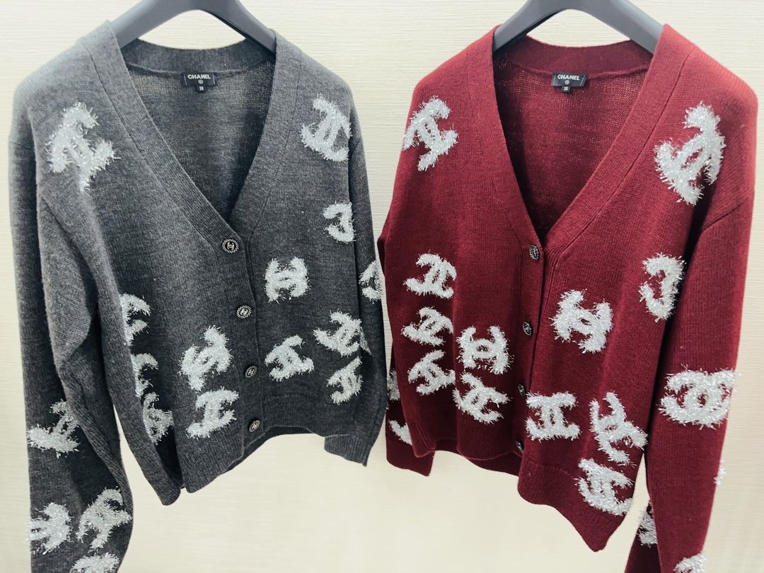Chanel Clothing Cardigans Knit Sweater Embroidery Knitting Fall/Winter Collection