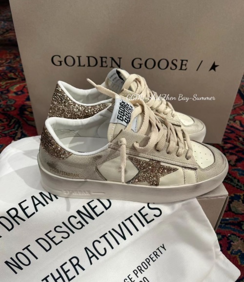 Golden Goose Stardan Sneakers, Glitter Star, Leather Upper, Unisex Style 1 Golden Goose Stardan Sneakers, Glitter Star, Leather Upper, Unisex Style