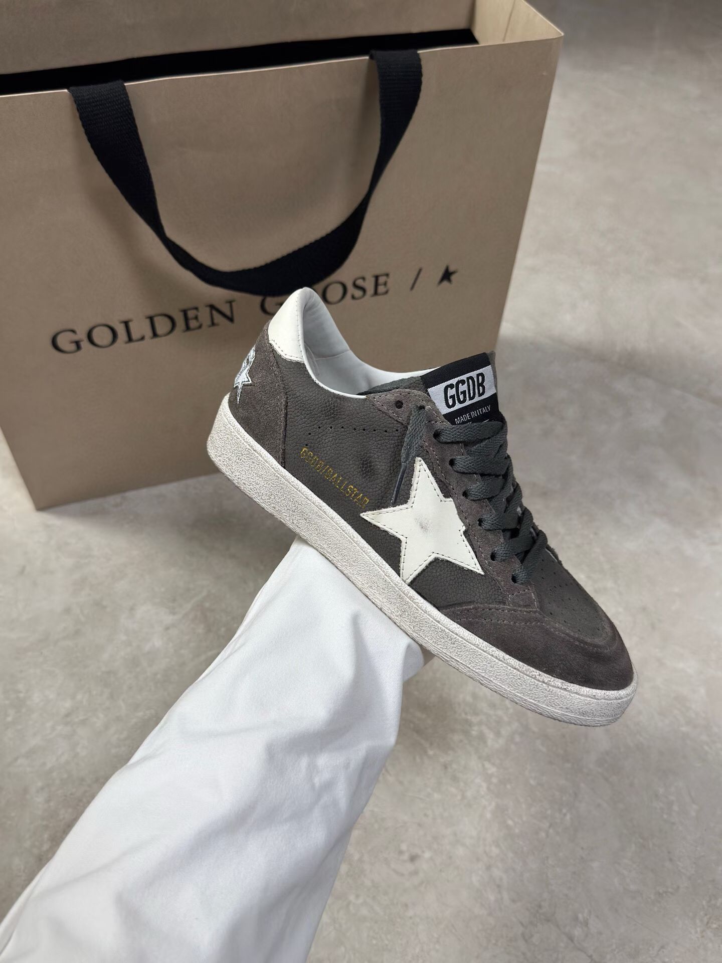GGDB 060