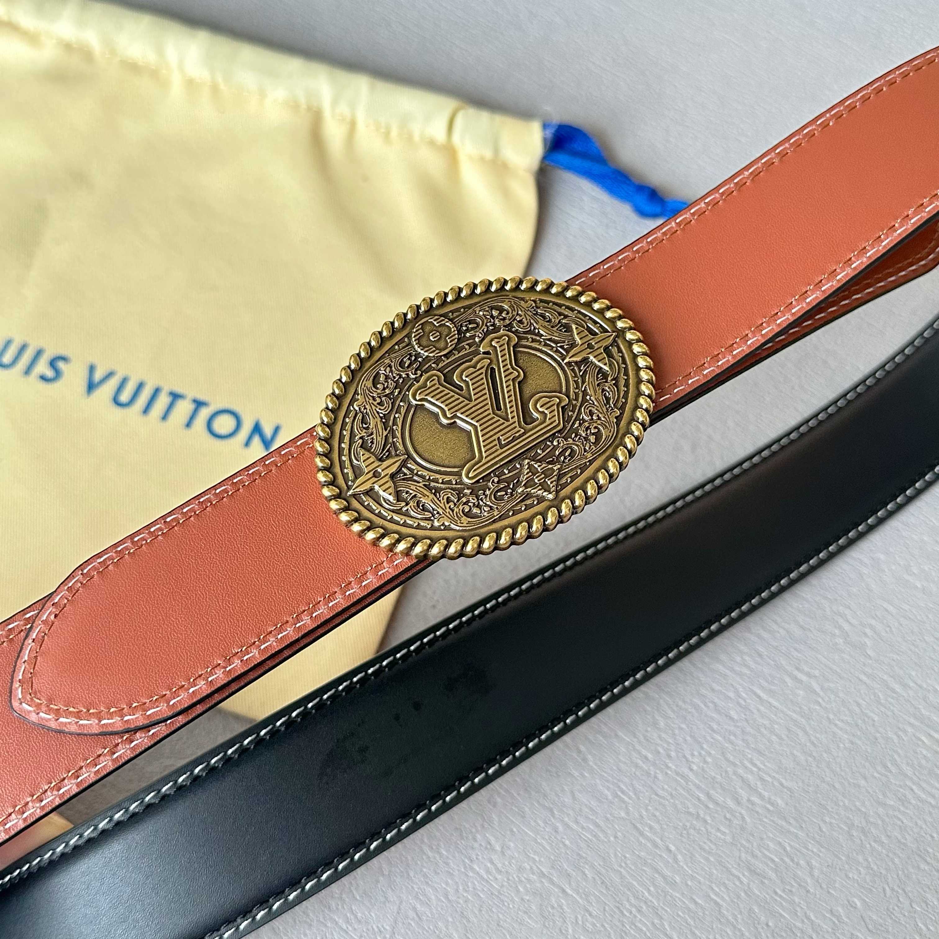 P：155[原版包裝➕1.0】
       L驢家今季新品 男士原單腰帶 寬度35毫米 雙面頭層小牛皮車雙線工藝  搭配新款316精鋼五金 五金多樣可選 適合沈穩低調的男神使用