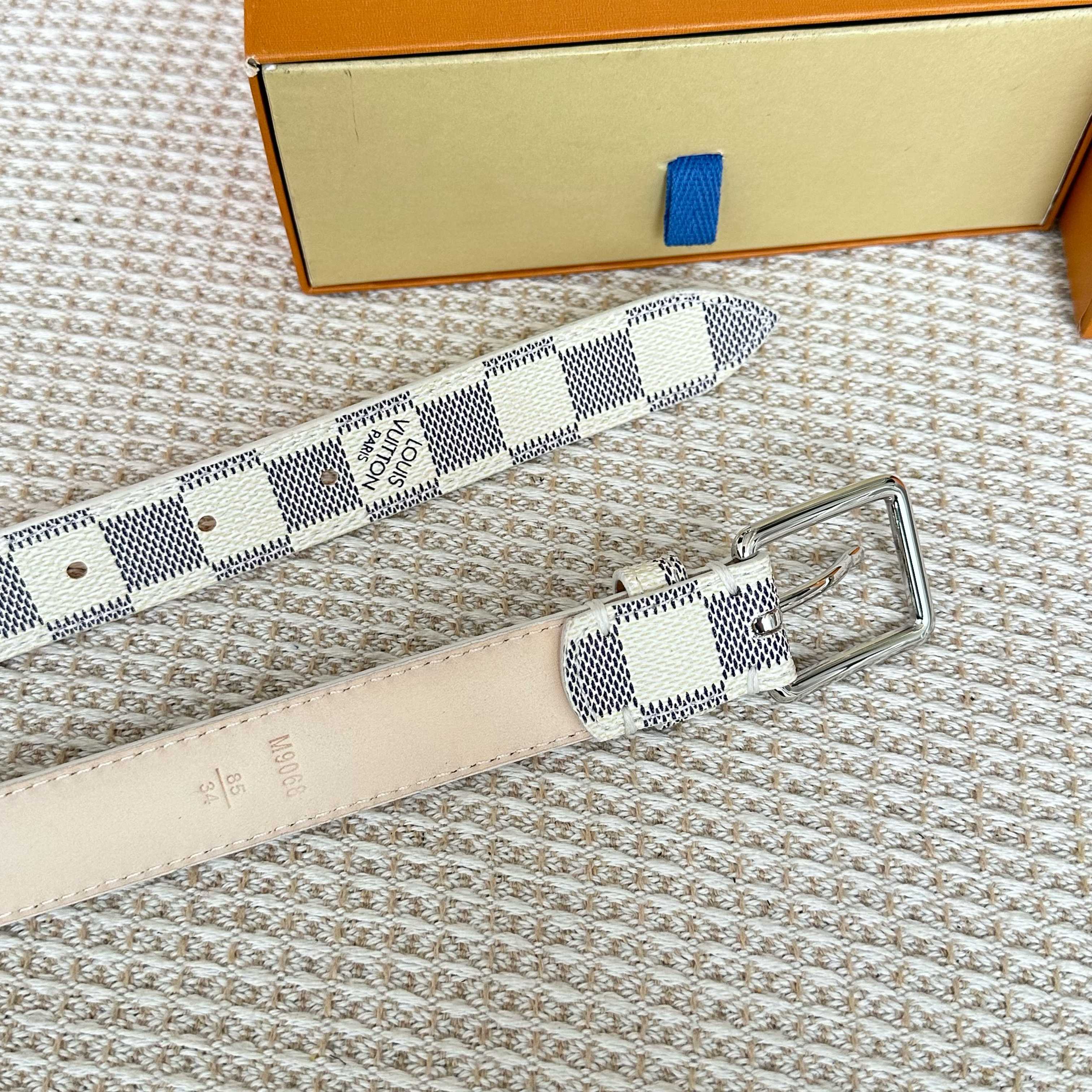 L0UIS VUITT0N 今季新品 驴家女士原單腰帶