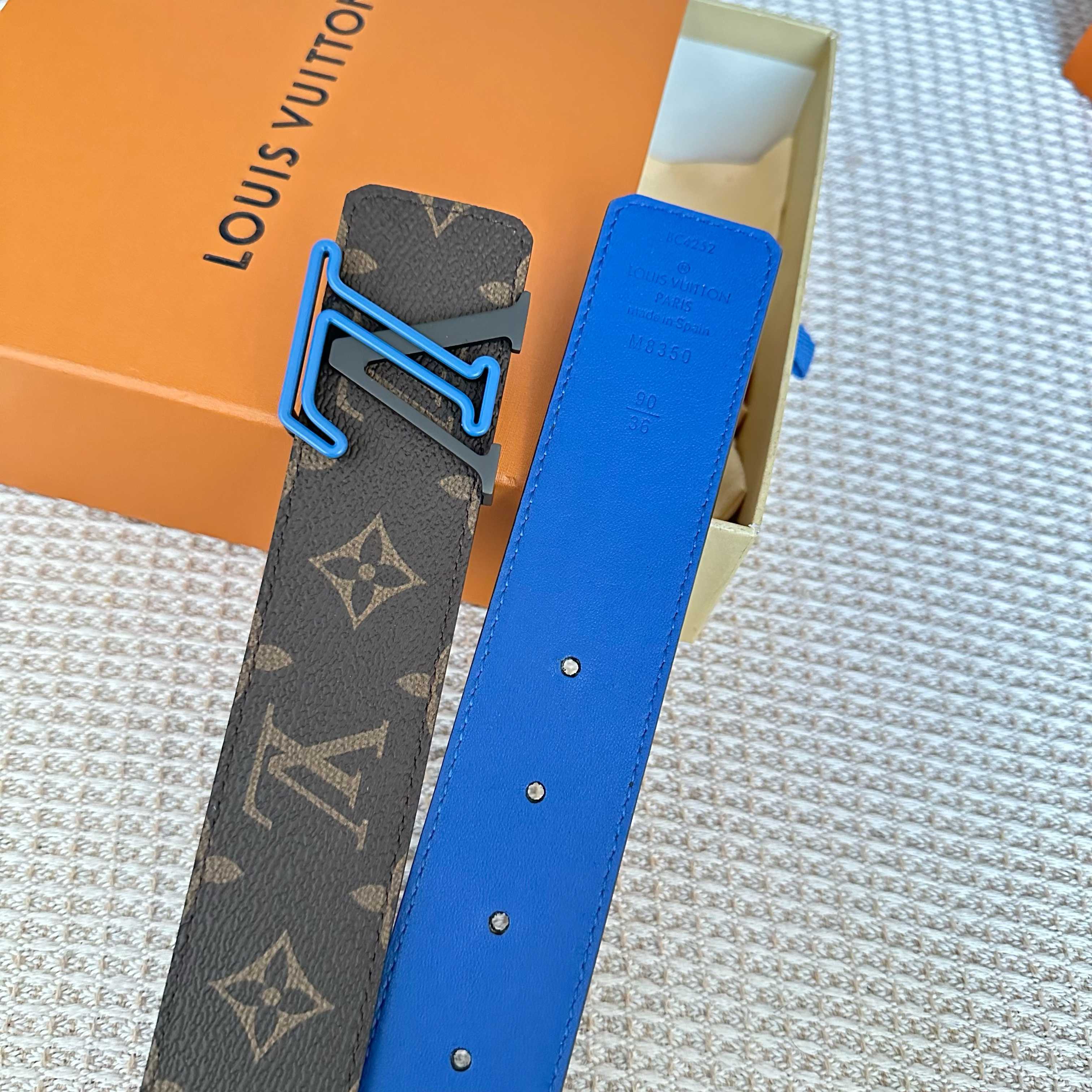 L0UIS VUITT0N專櫃最新升級版本 寬度40毫米 全新訂製帆布搭配最新進口原廠皮蓝色底