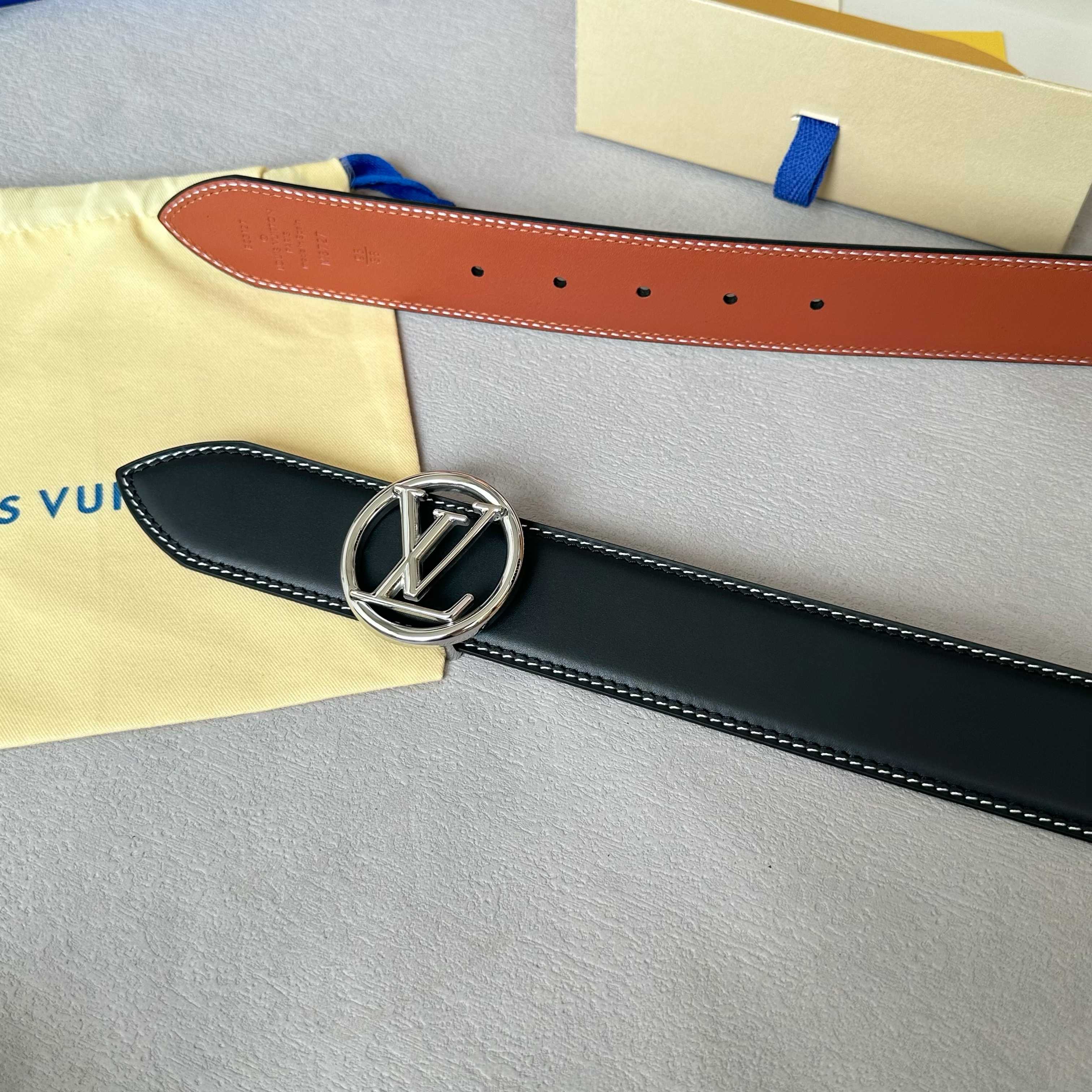 🌸L0UIS VUITT0N 今季新品 男士原單腰帶 寬度40毫米 雙面頭層小牛皮車雙線工藝 搭配經典鋼