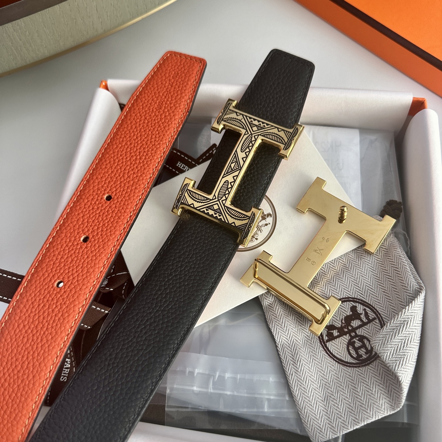 Hermès P255 二面使い可能な高級レザーウエストバンド