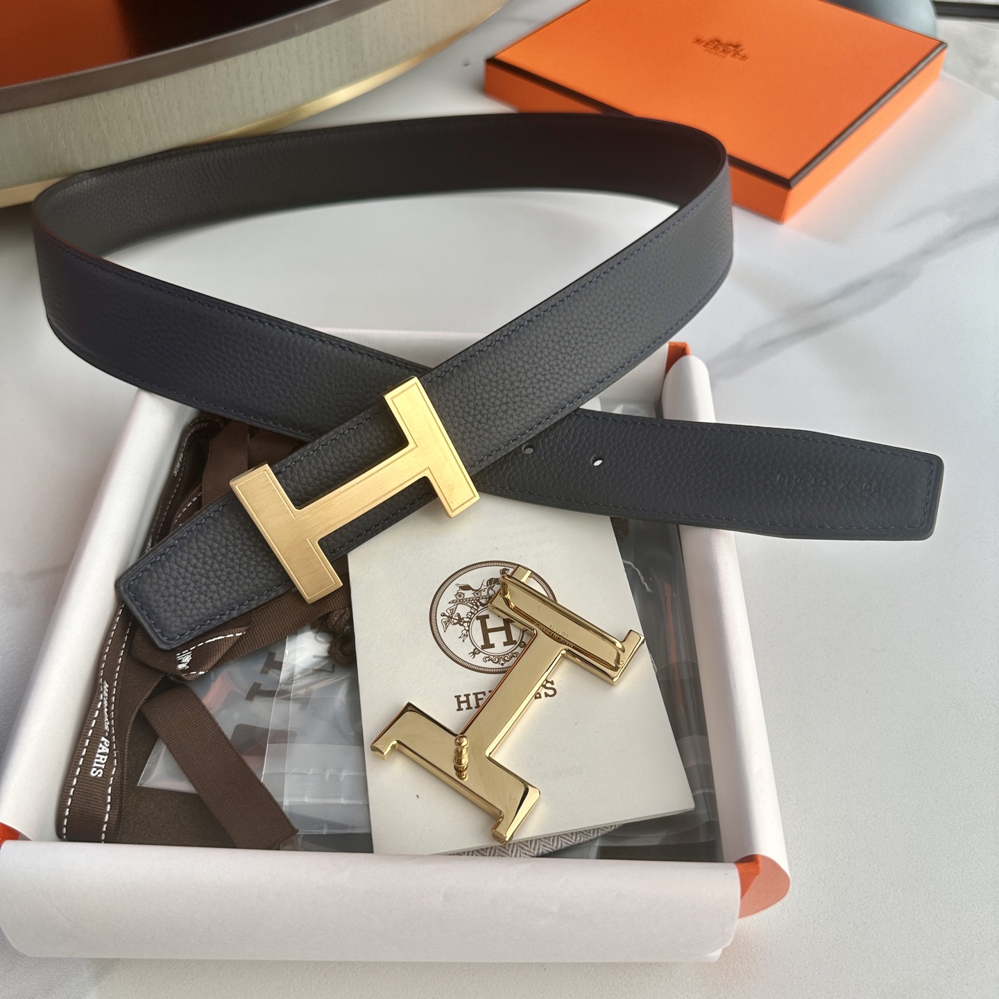 NO:138880,Hermes Width 38mm Original single and double-sided lychee pattern togo leather Matched with fine 316 steel buckle hardware double-sided available with one as two to show men's waist taste, belt, hermes, hermes19860909爱马仕 宽度38毫米 原单双面荔枝纹togo皮 搭配精品316钢扣五金双面可用 以一当二 展示男士腰间品味,皮带,hermes,hermes,Belt