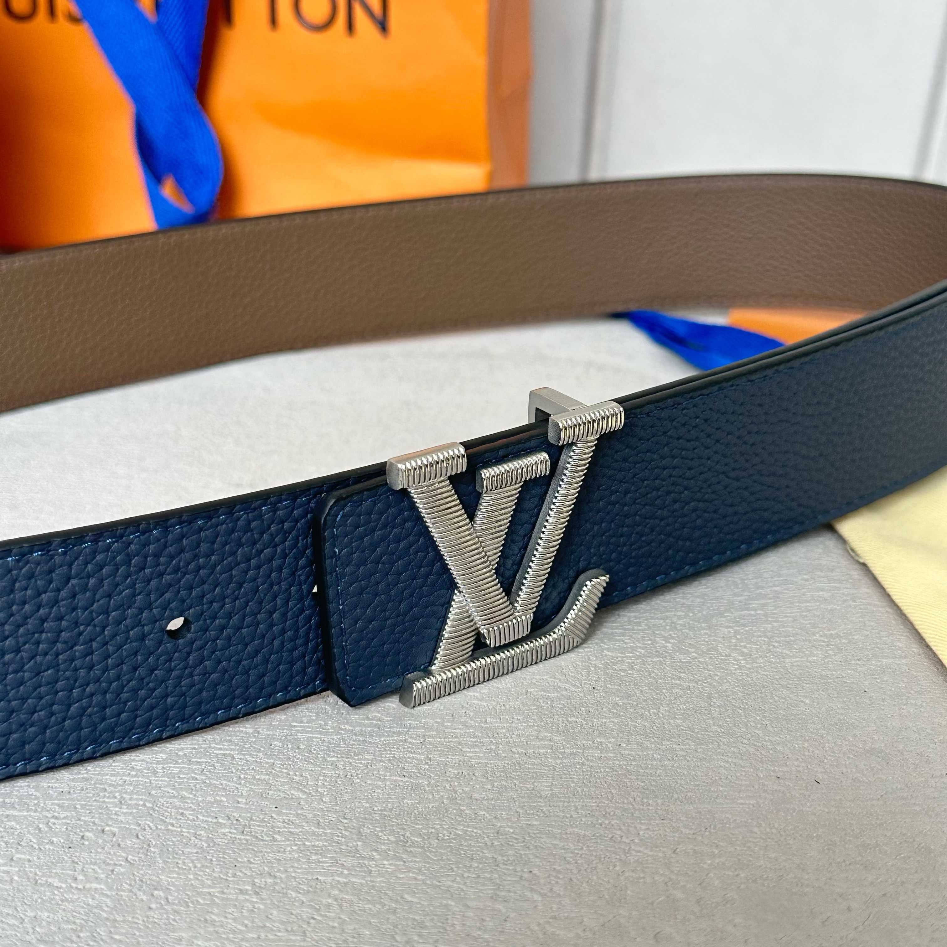 LOUIS VUITTON 原版包裝➕1.0 幅広40mmのダブル面使用可能デザイン