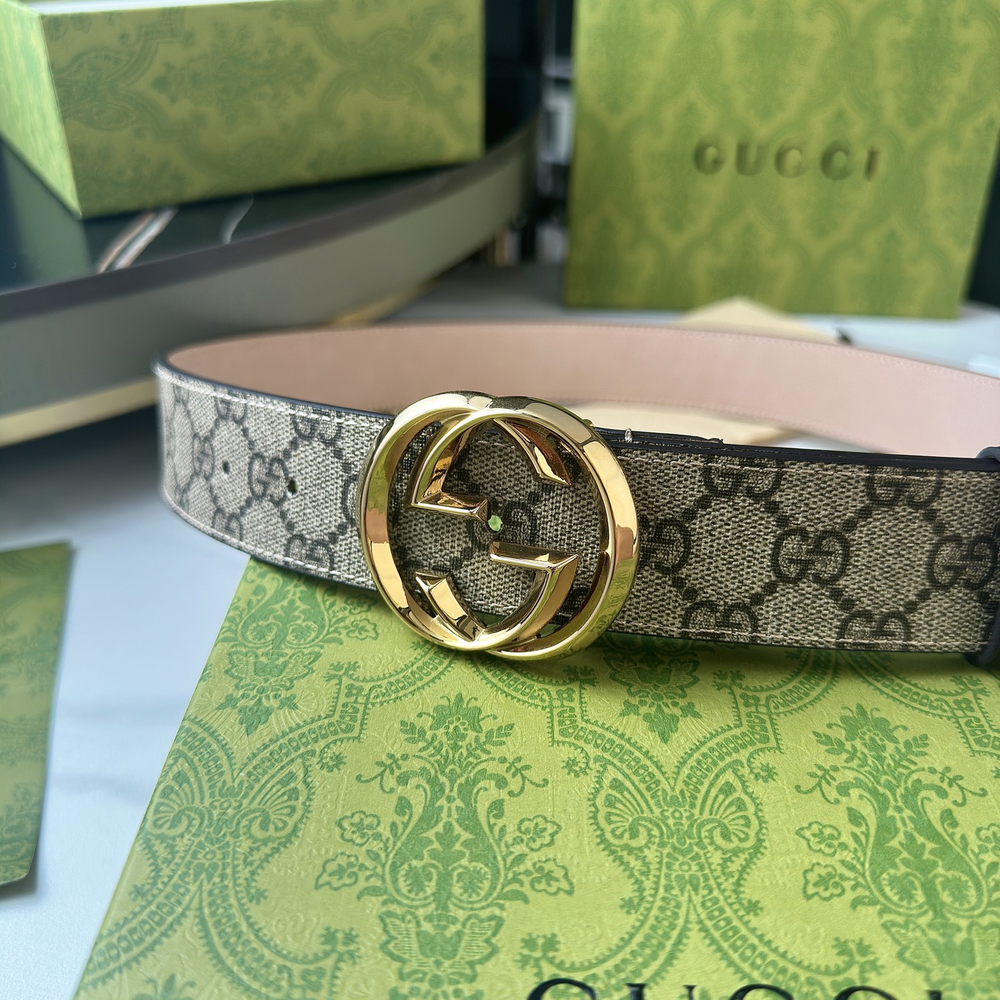 Luxury Gucci Men’s Belts: Real-Grade Leather, Waterproof, Classic Design - 图片 5